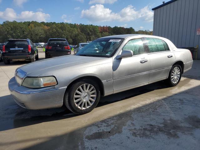 LINCOLN TOWNCAR 2004 1lnhm83w84y627795