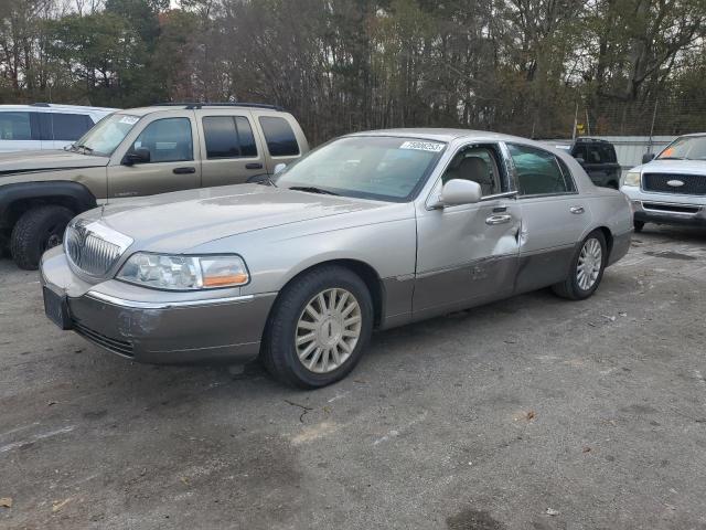 LINCOLN TOWNCAR 2004 1lnhm83w84y671330