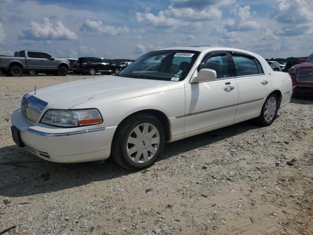 LINCOLN TOWNCAR 2003 1lnhm83w93y633250