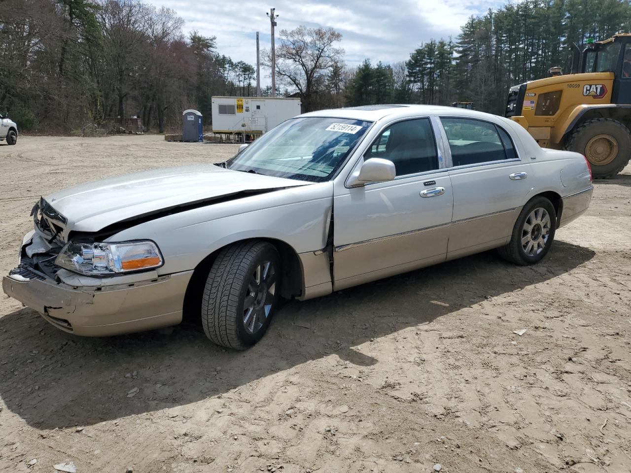 LINCOLN TOWN CAR 2004 1lnhm83wx4y649894