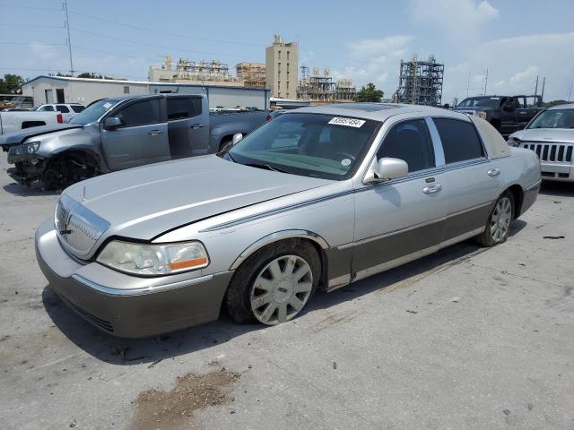 LINCOLN TOWN CAR U 2004 1lnhm83wx4y663441