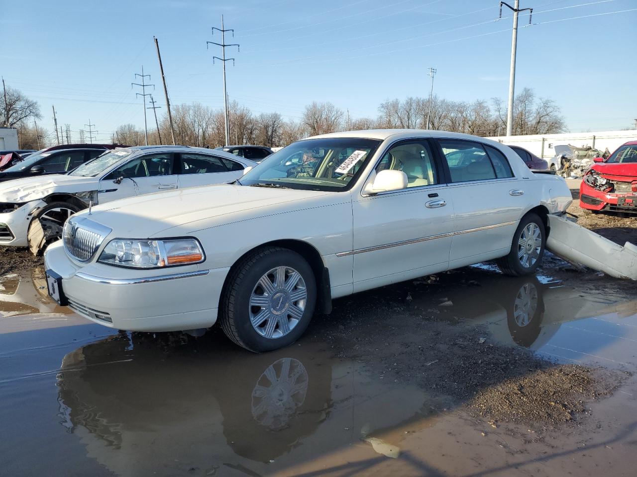 LINCOLN TOWN CAR 2005 1lnhm85w65y625185