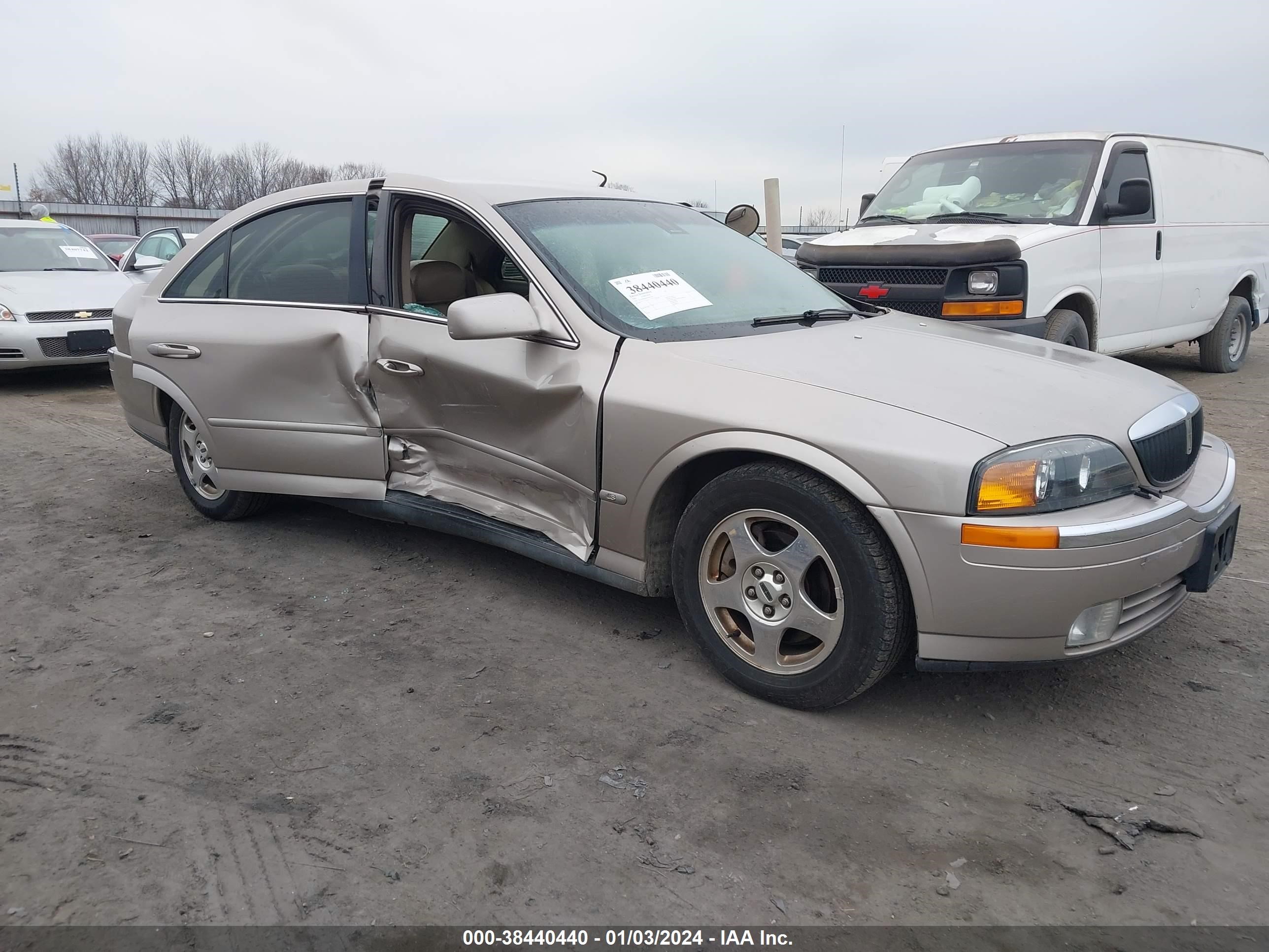 LINCOLN LS 2001 1lnhm86s41y693636