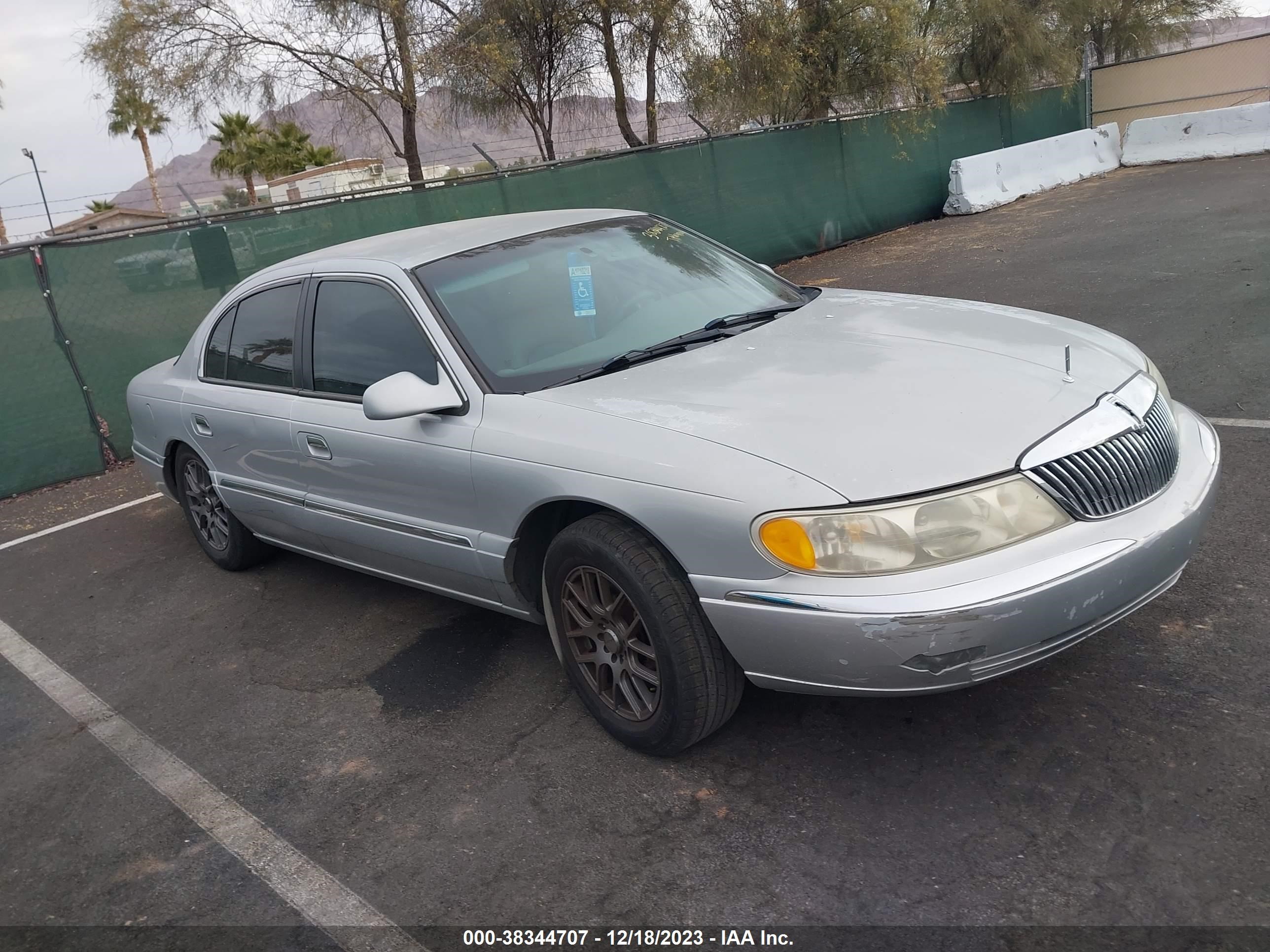 LINCOLN CONTINENTAL 2001 1lnhm97v01y603655