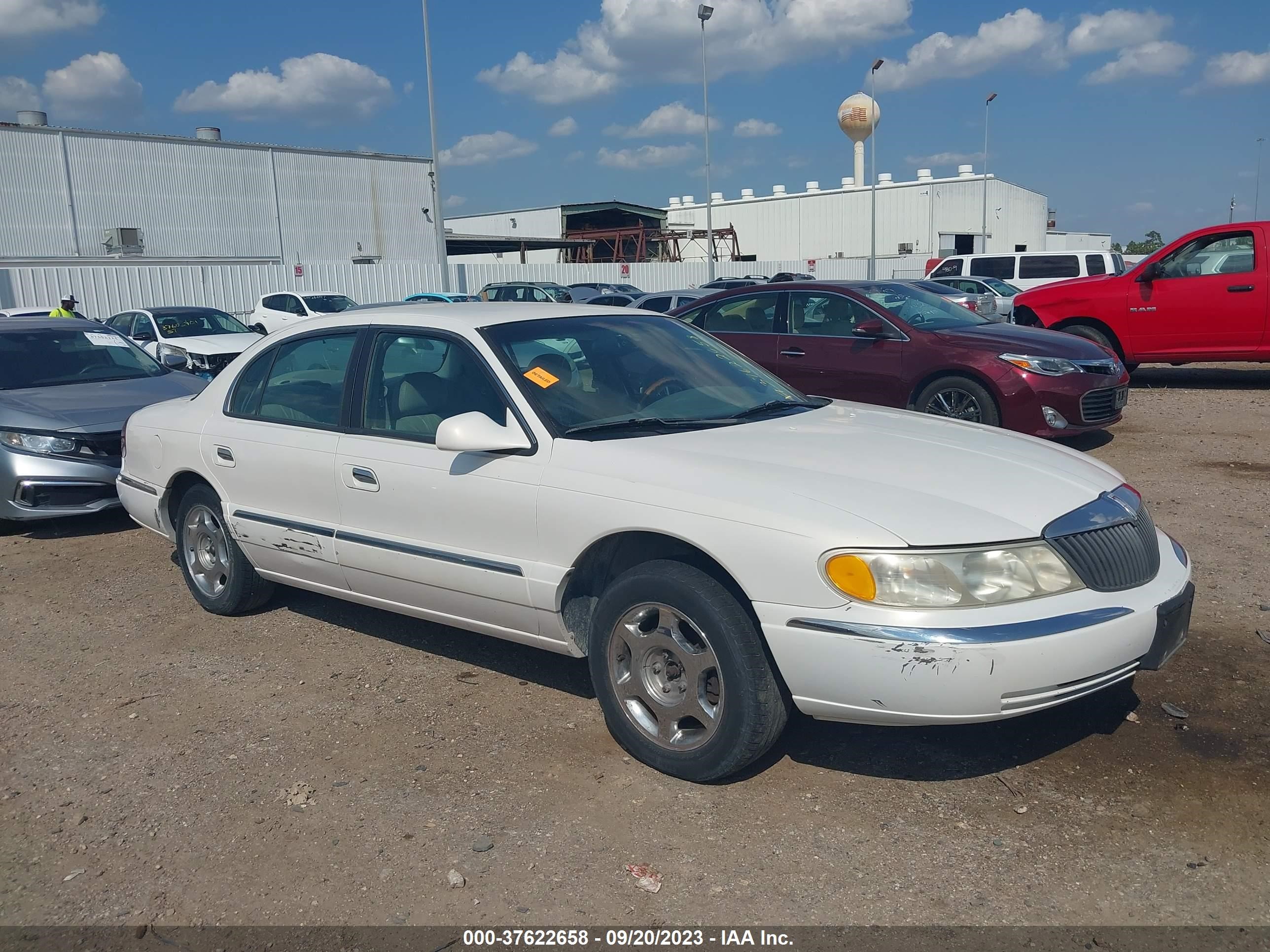 LINCOLN CONTINENTAL 2000 1lnhm97v1yy920273