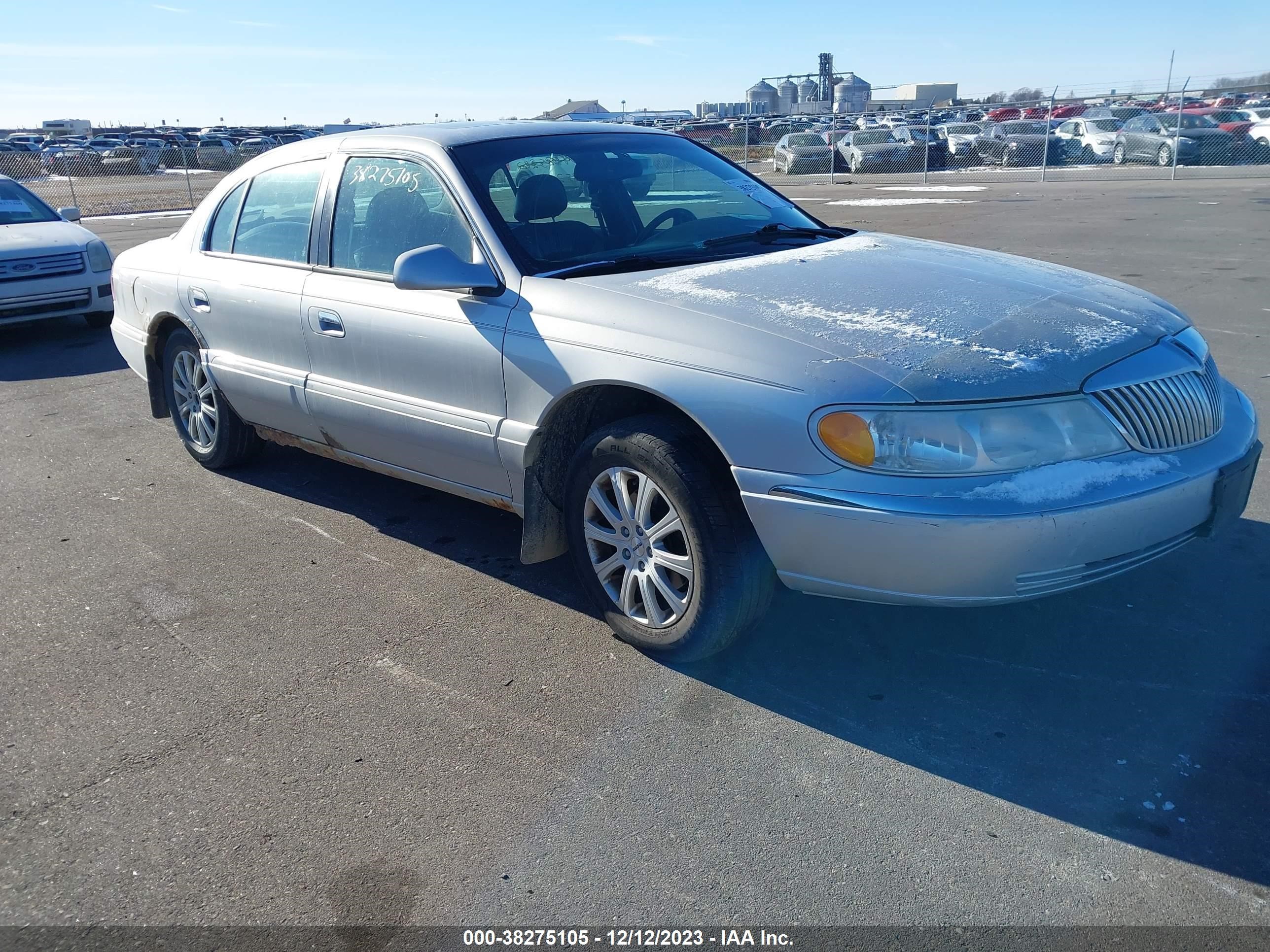 LINCOLN CONTINENTAL 2001 1lnhm97v51y725847