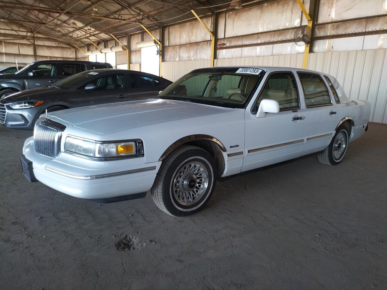 LINCOLN TOWN CAR 1997 1lnlm81w0vy730787