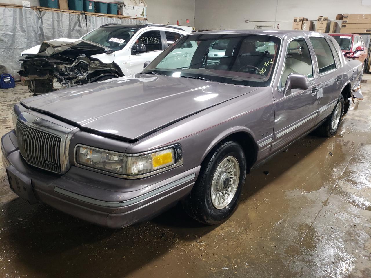 LINCOLN TOWN CAR 1995 1lnlm81wxsy617411