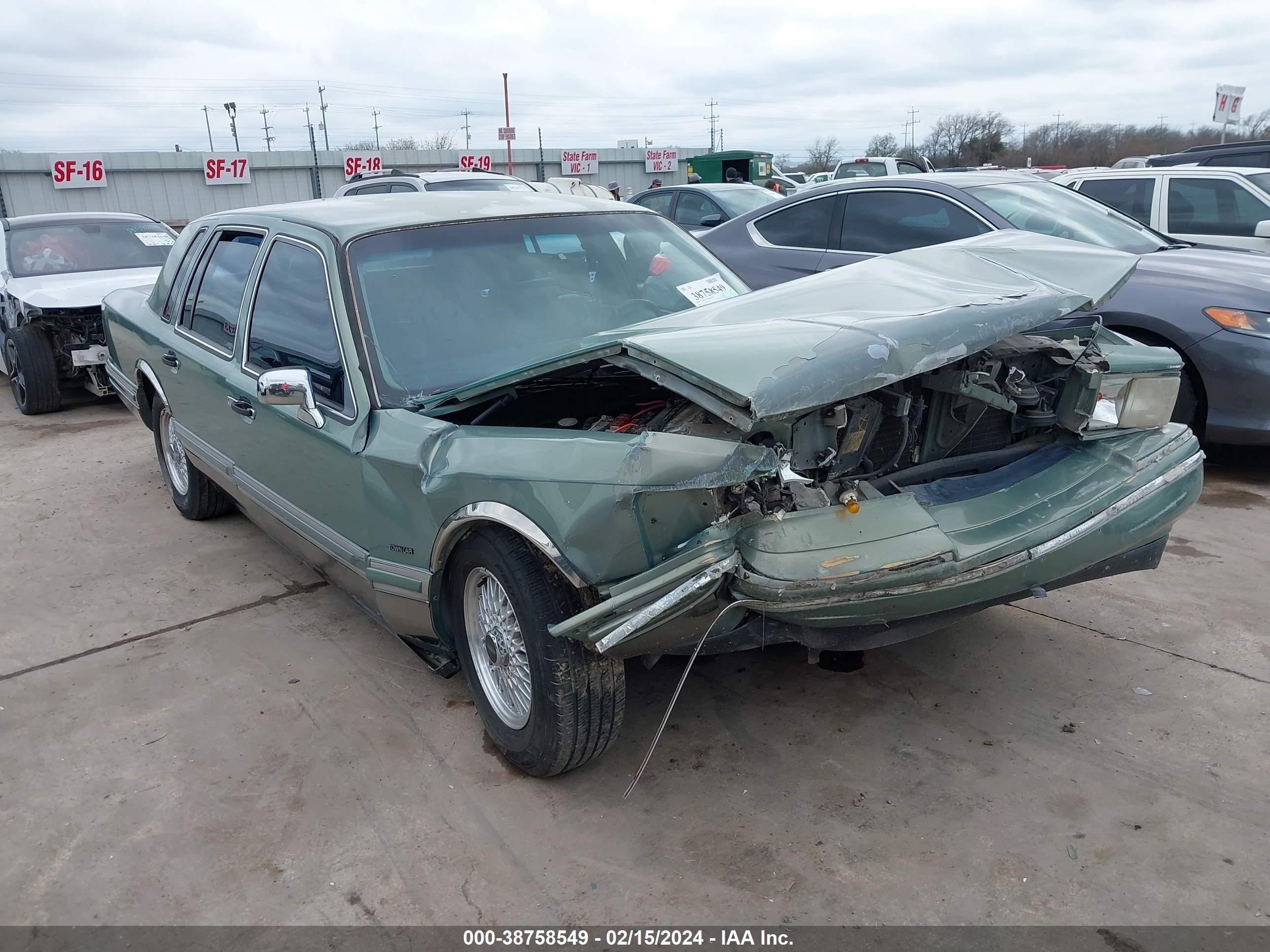 LINCOLN TOWN CAR 1994 1lnlm82w3ry767417