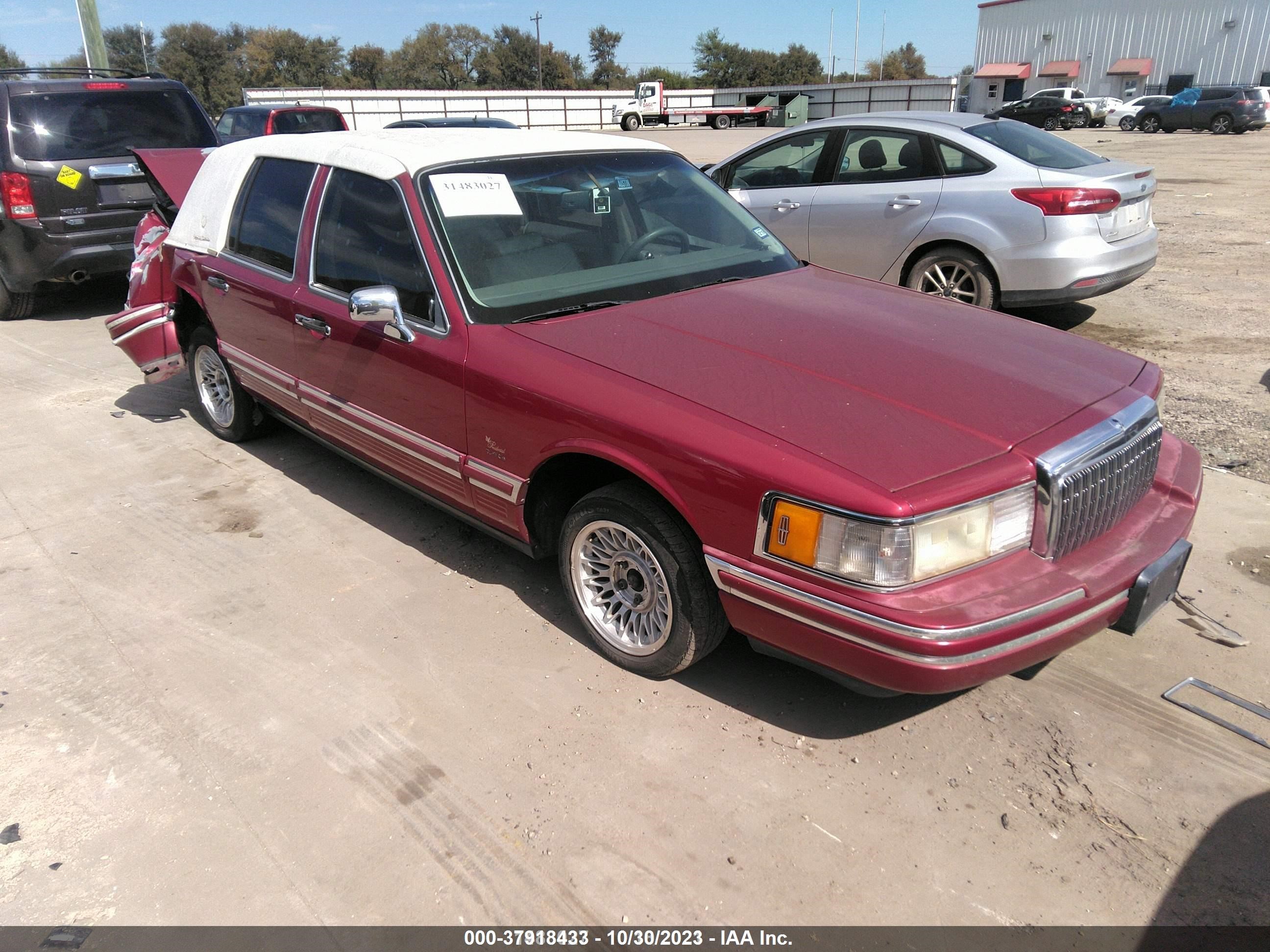 LINCOLN TOWN CAR 1994 1lnlm82w9ry701809