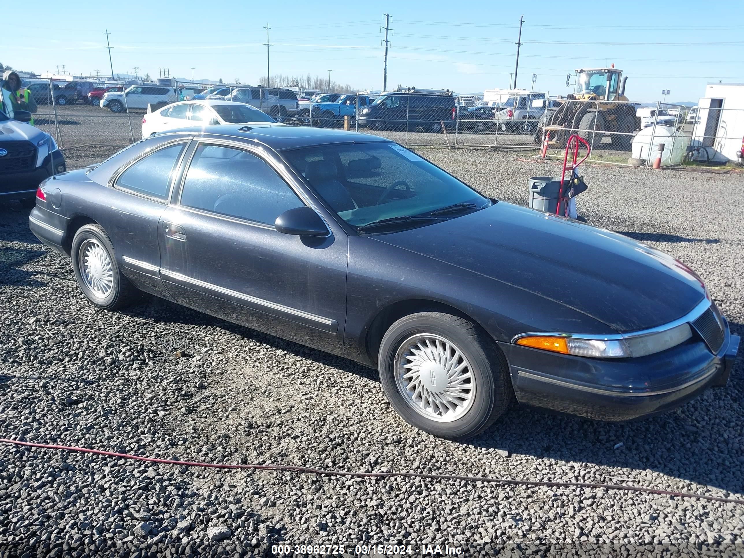 LINCOLN MARK VIII 1993 1lnlm91v4py611267