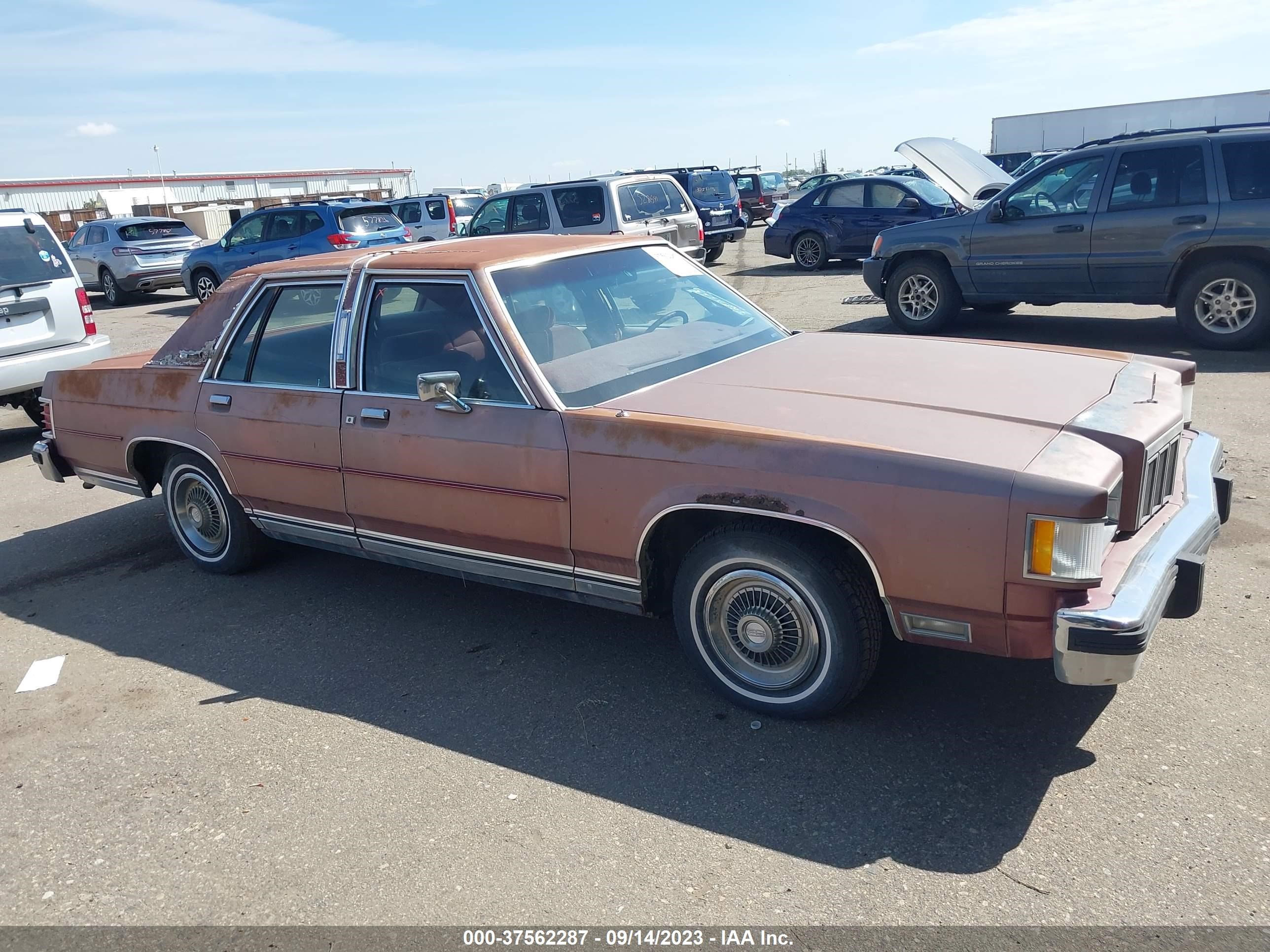 MERCURY GRAND MARQUIS 1982 1mebp85f9cz634616