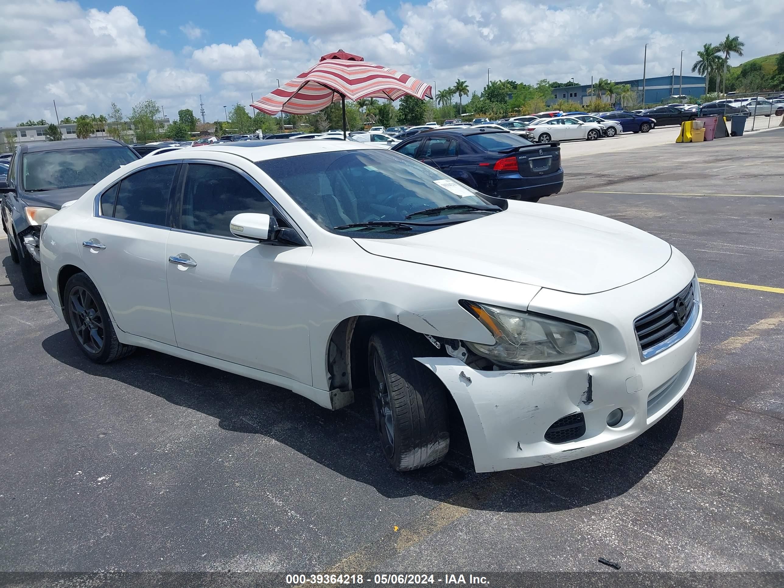 NISSAN MAXIMA 2014 1n4aa5ap5ec490392