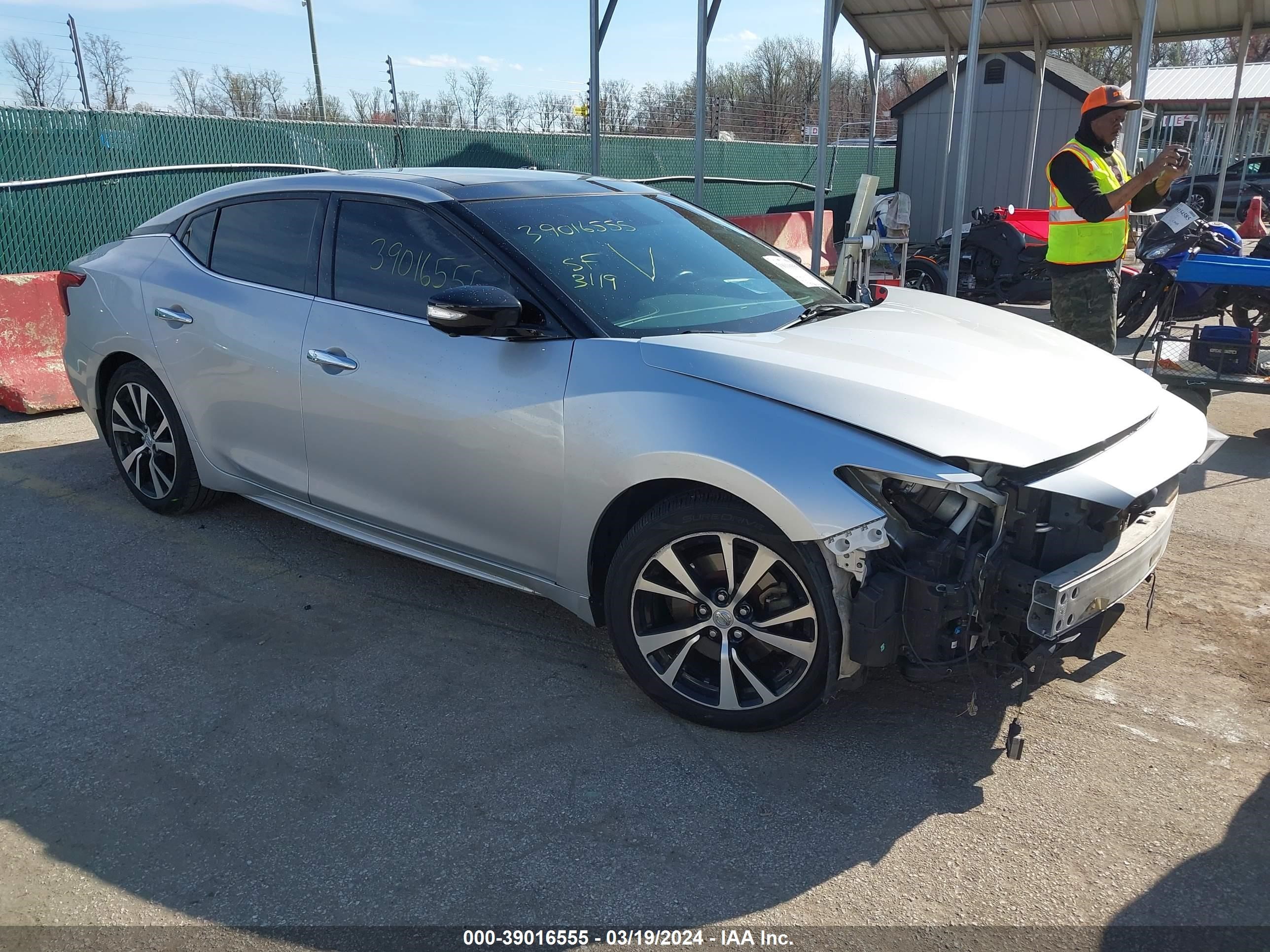 NISSAN MAXIMA 2017 1n4aa6ap9hc402311