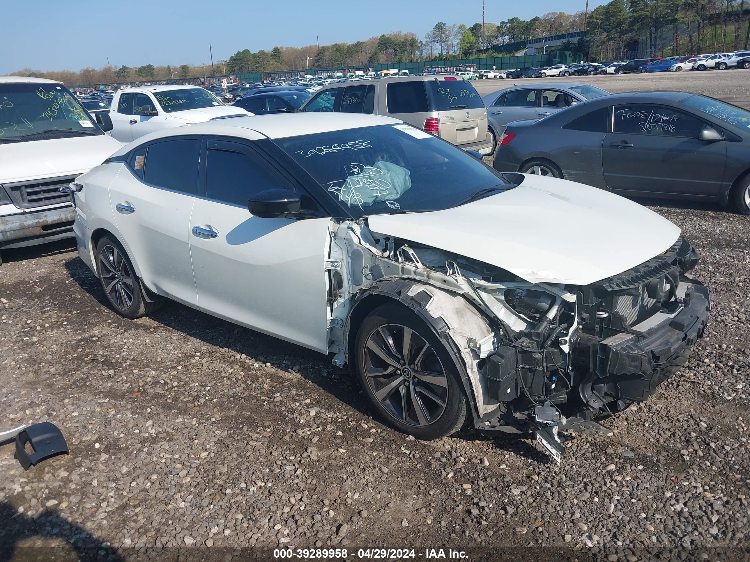 NISSAN MAXIMA 2019 1n4aa6av7kc375311