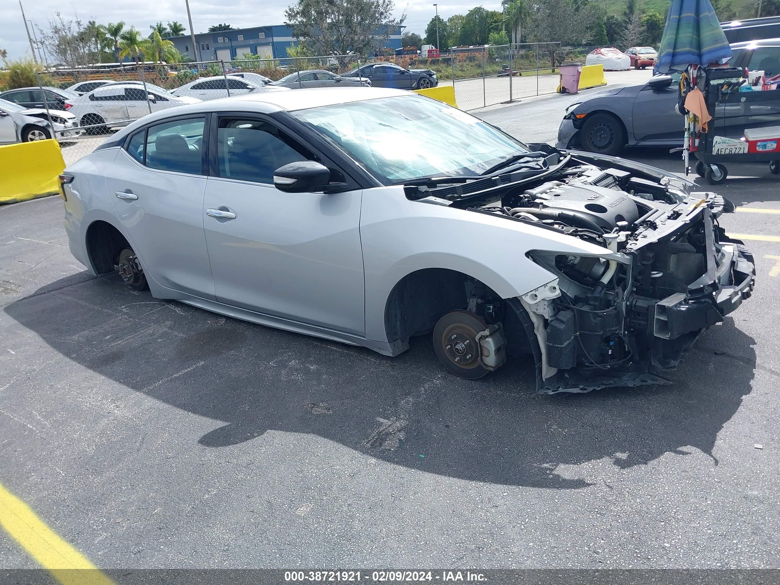 NISSAN MAXIMA 2021 1n4aa6cvxmc513813