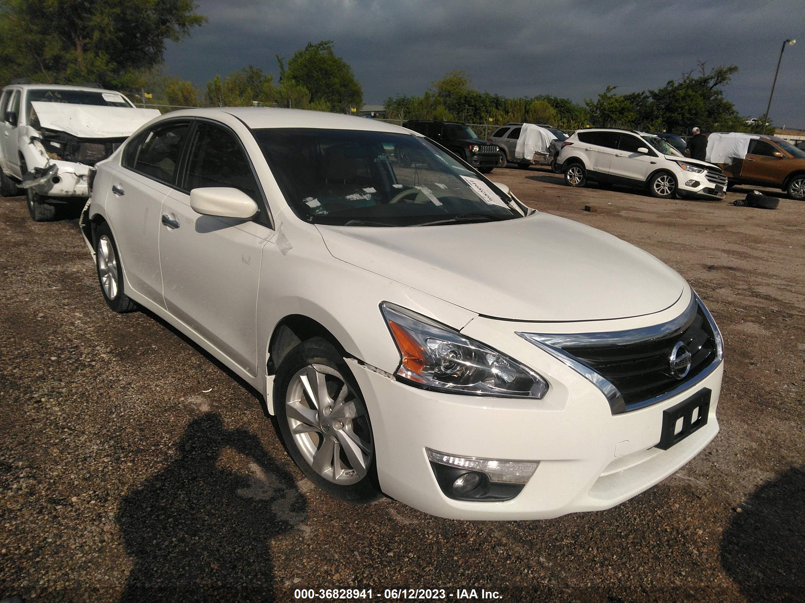 NISSAN ALTIMA 2015 1n4al3ap1fc266259