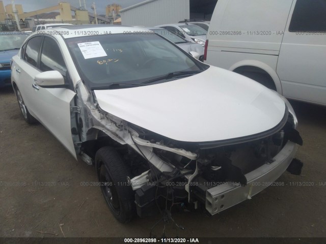 NISSAN ALTIMA 2015 1n4al3ap1fn360291