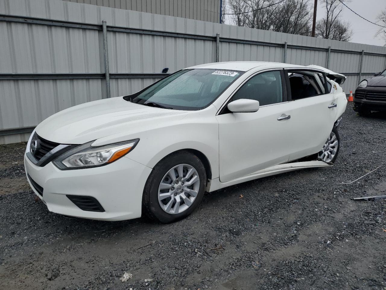 NISSAN ALTIMA 2017 1n4al3ap1hc112640