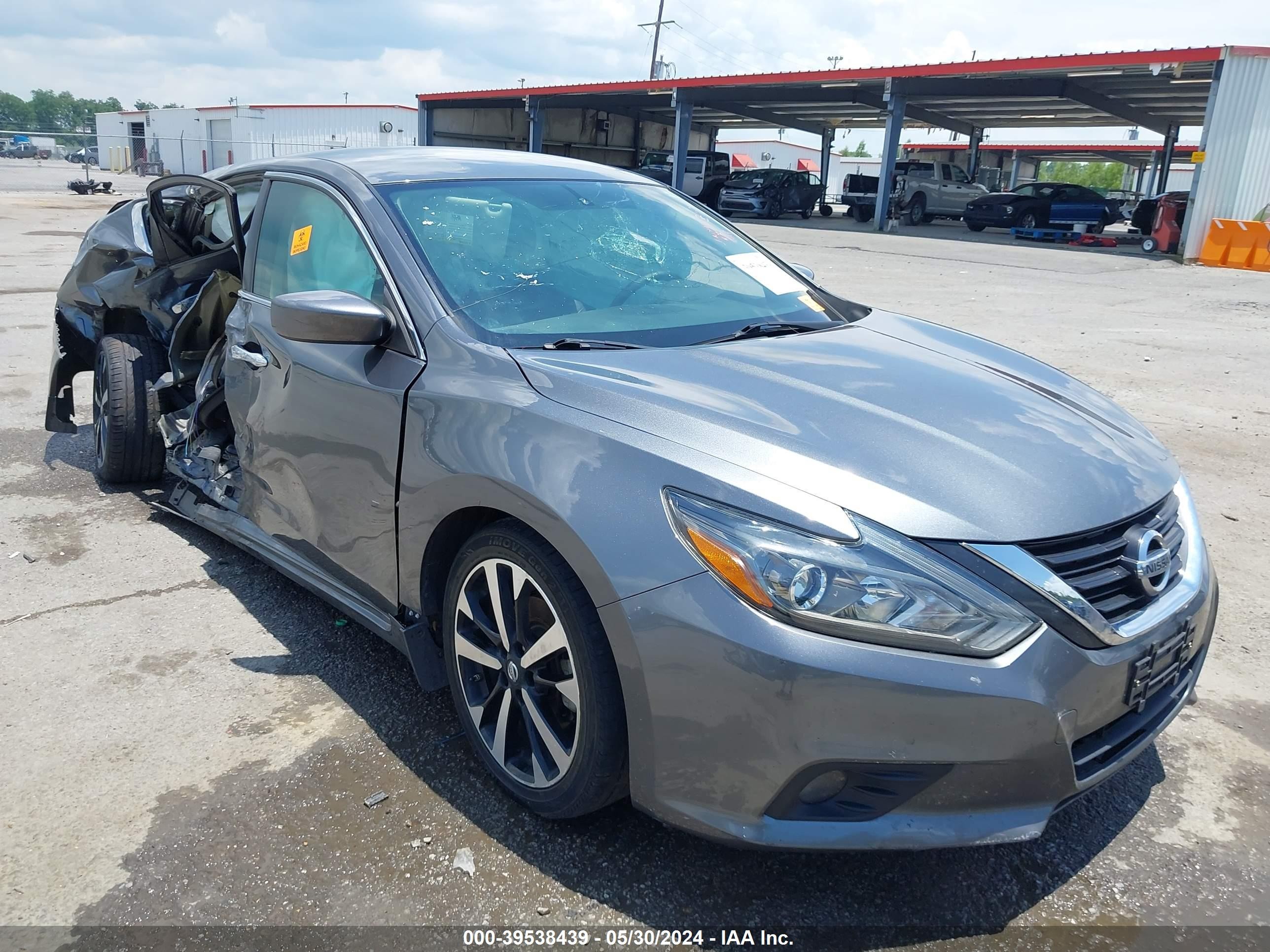 NISSAN ALTIMA 2018 1n4al3ap1jc472206