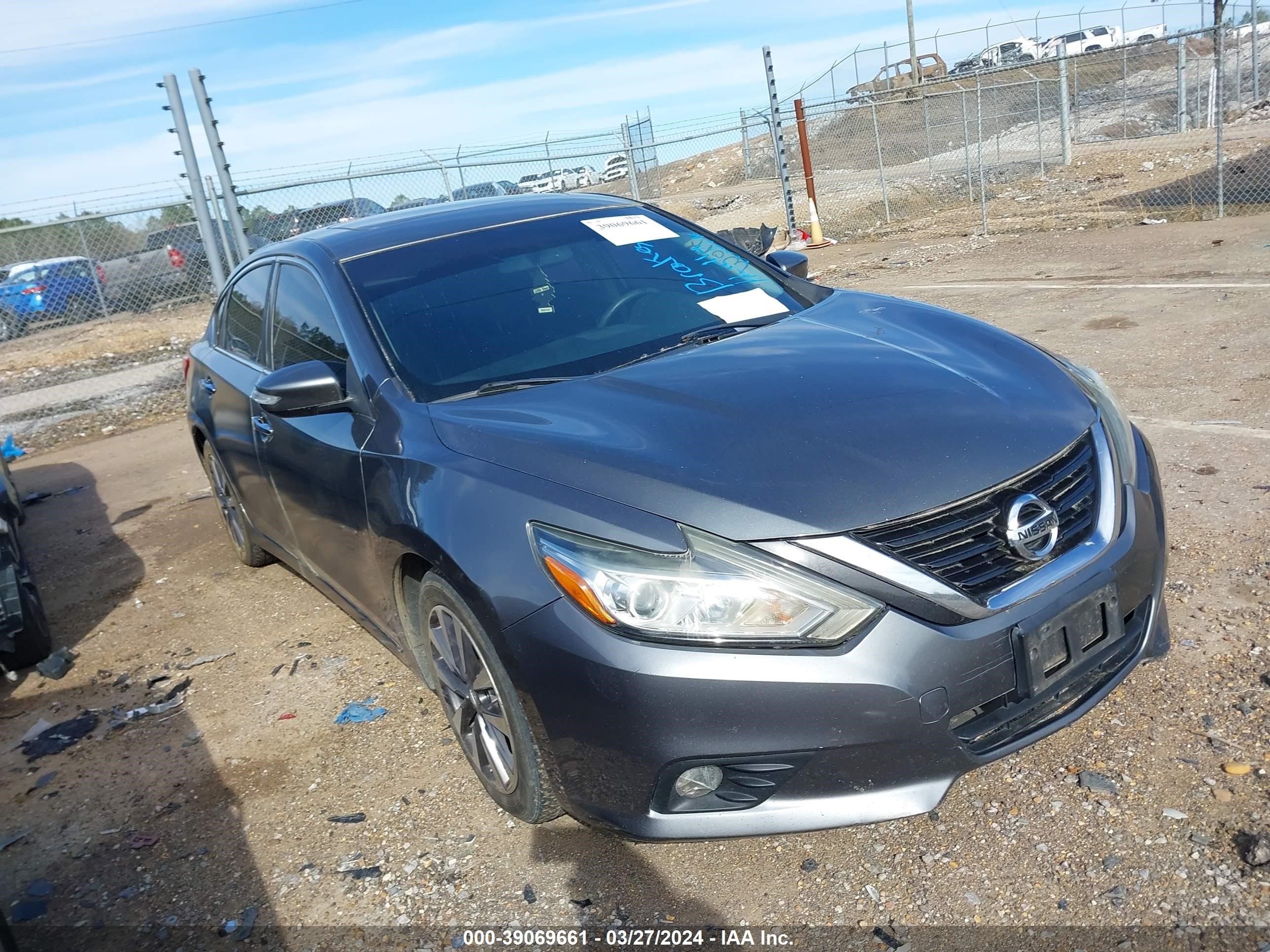 NISSAN ALTIMA 2017 1n4al3ap2hc215467