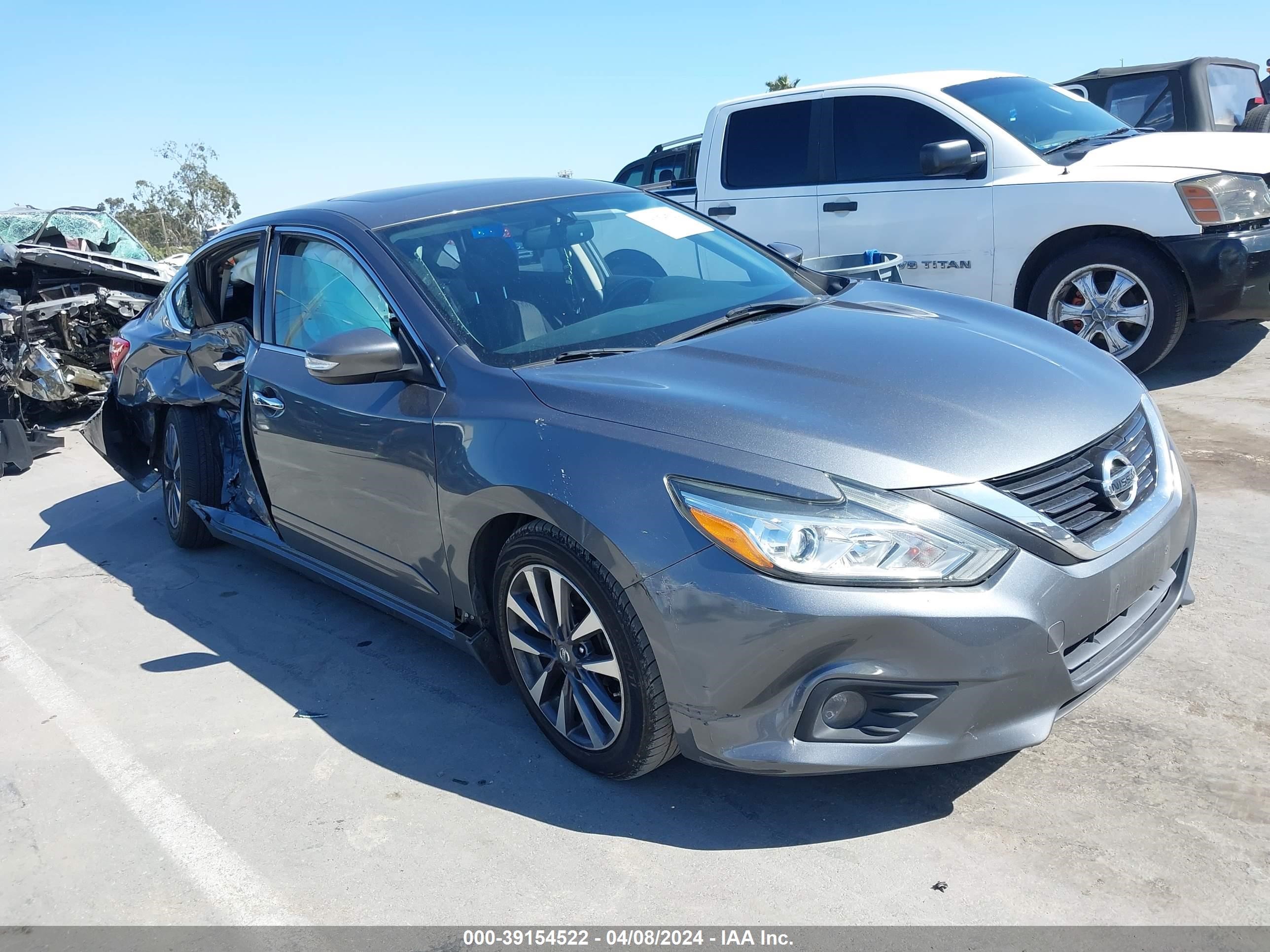 NISSAN ALTIMA 2017 1n4al3ap2hc250803