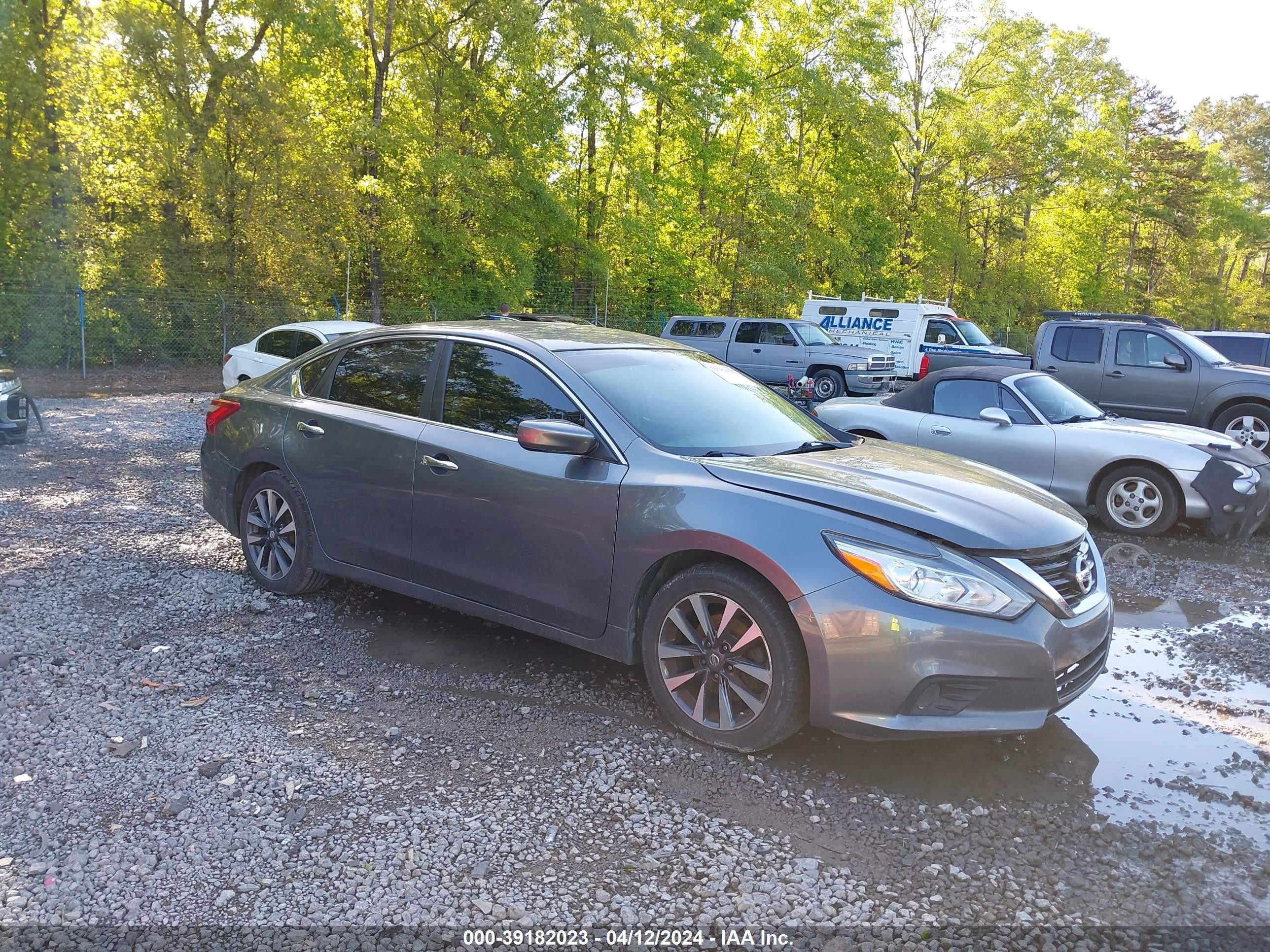 NISSAN ALTIMA 2017 1n4al3ap3hc219592