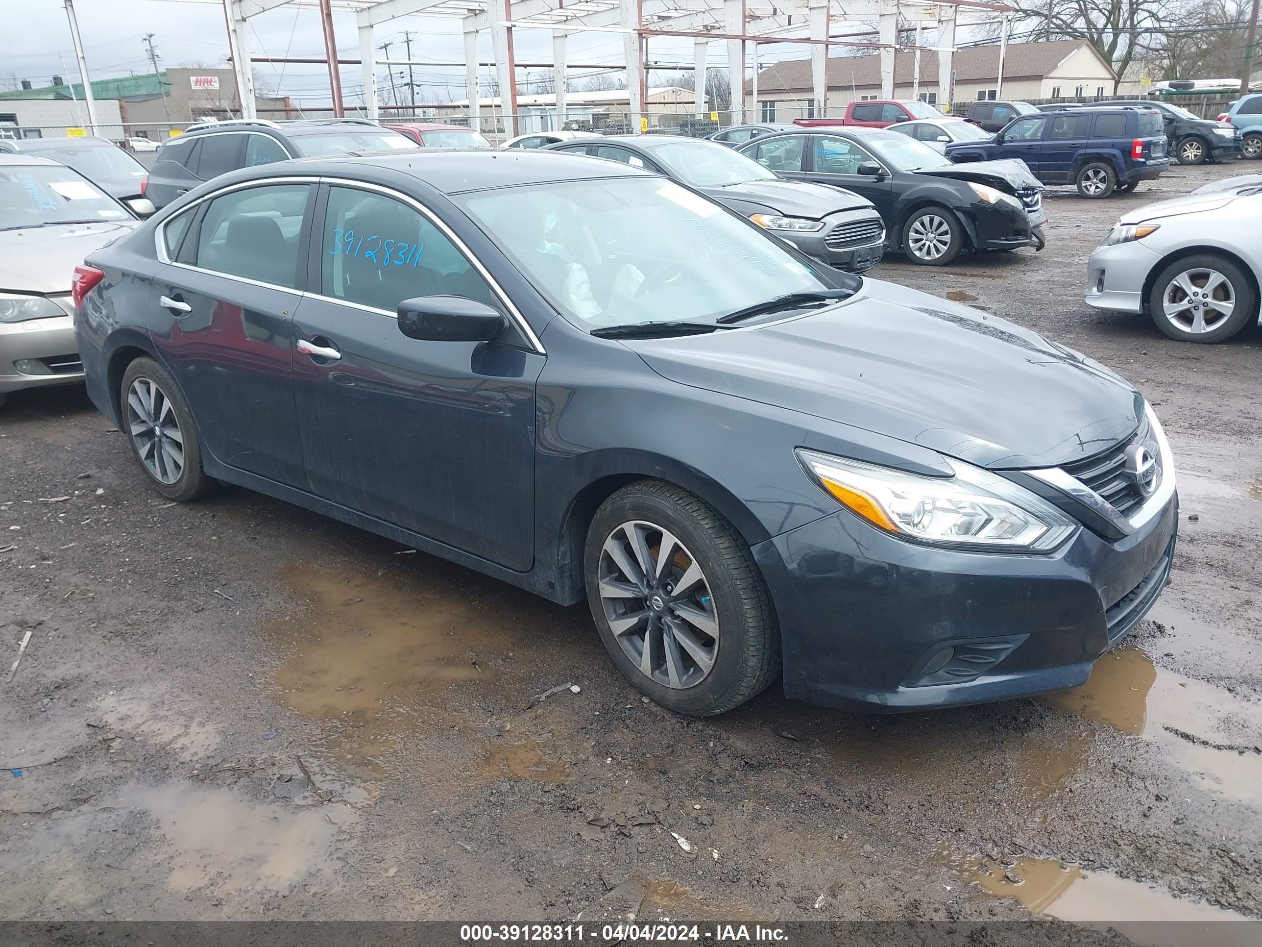 NISSAN ALTIMA 2017 1n4al3ap3hc252575