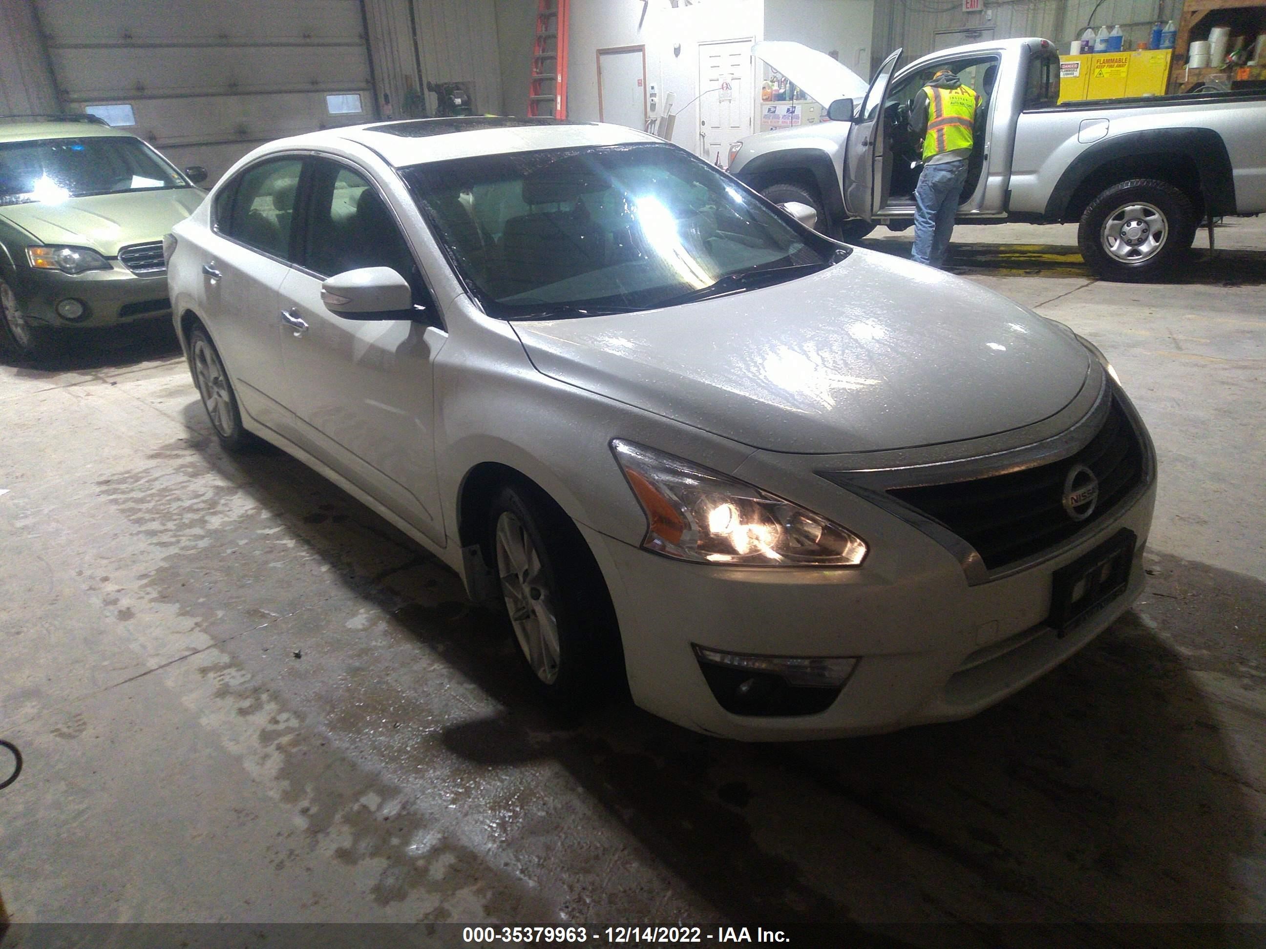 NISSAN ALTIMA 2015 1n4al3ap4fc210011