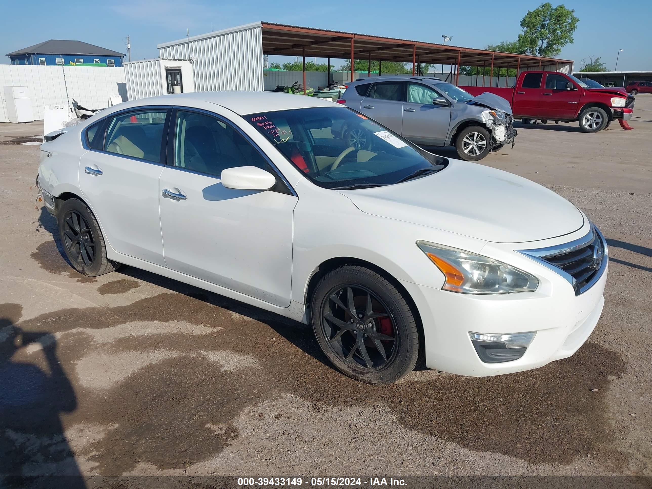 NISSAN ALTIMA 2015 1n4al3ap4fn382835