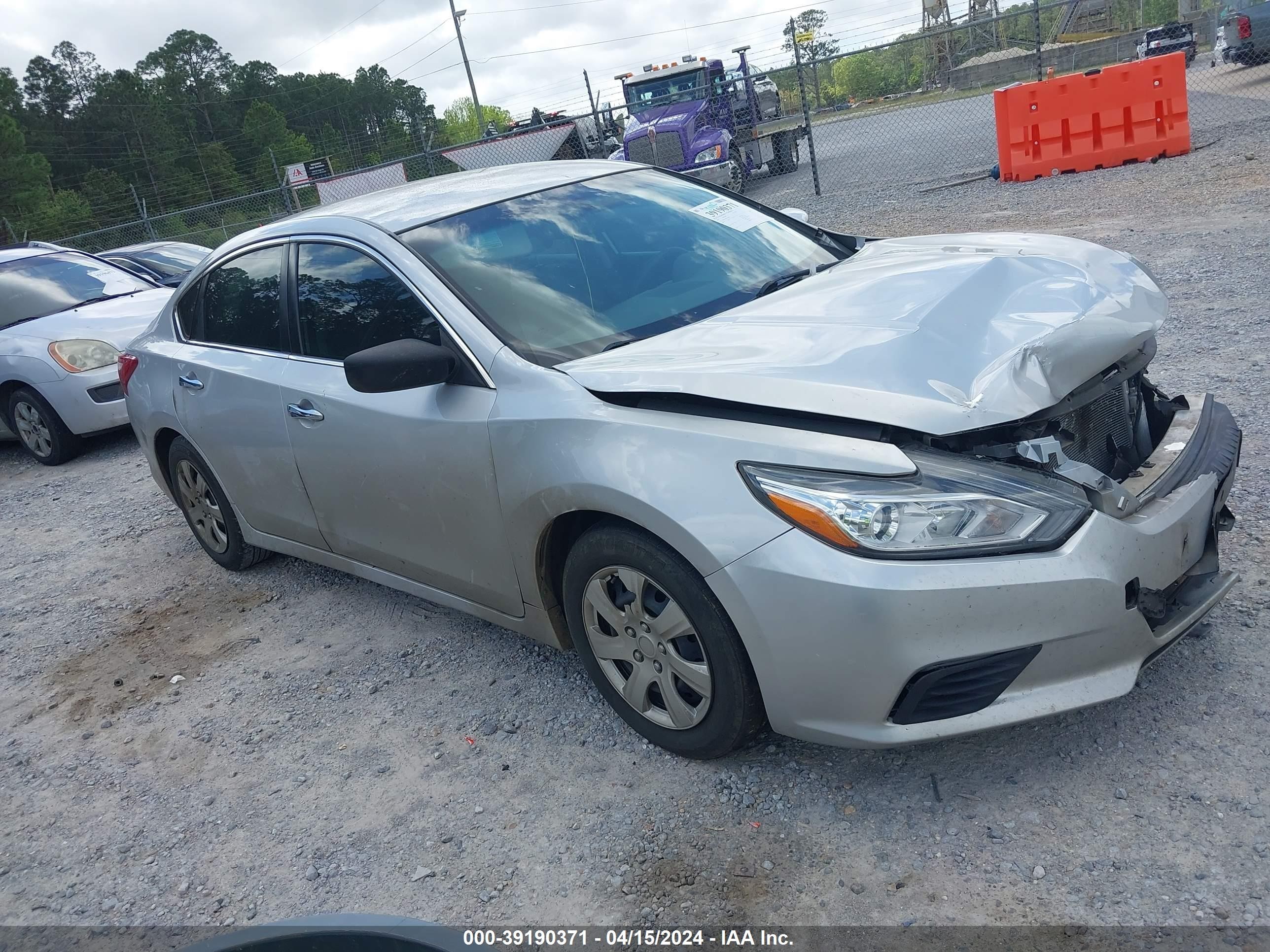 NISSAN ALTIMA 2017 1n4al3ap4hc192838