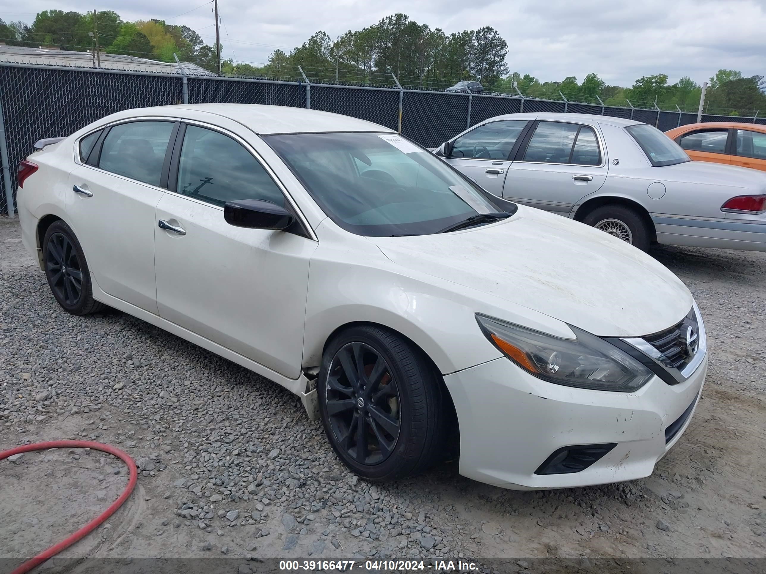 NISSAN ALTIMA 2017 1n4al3ap4hc263472