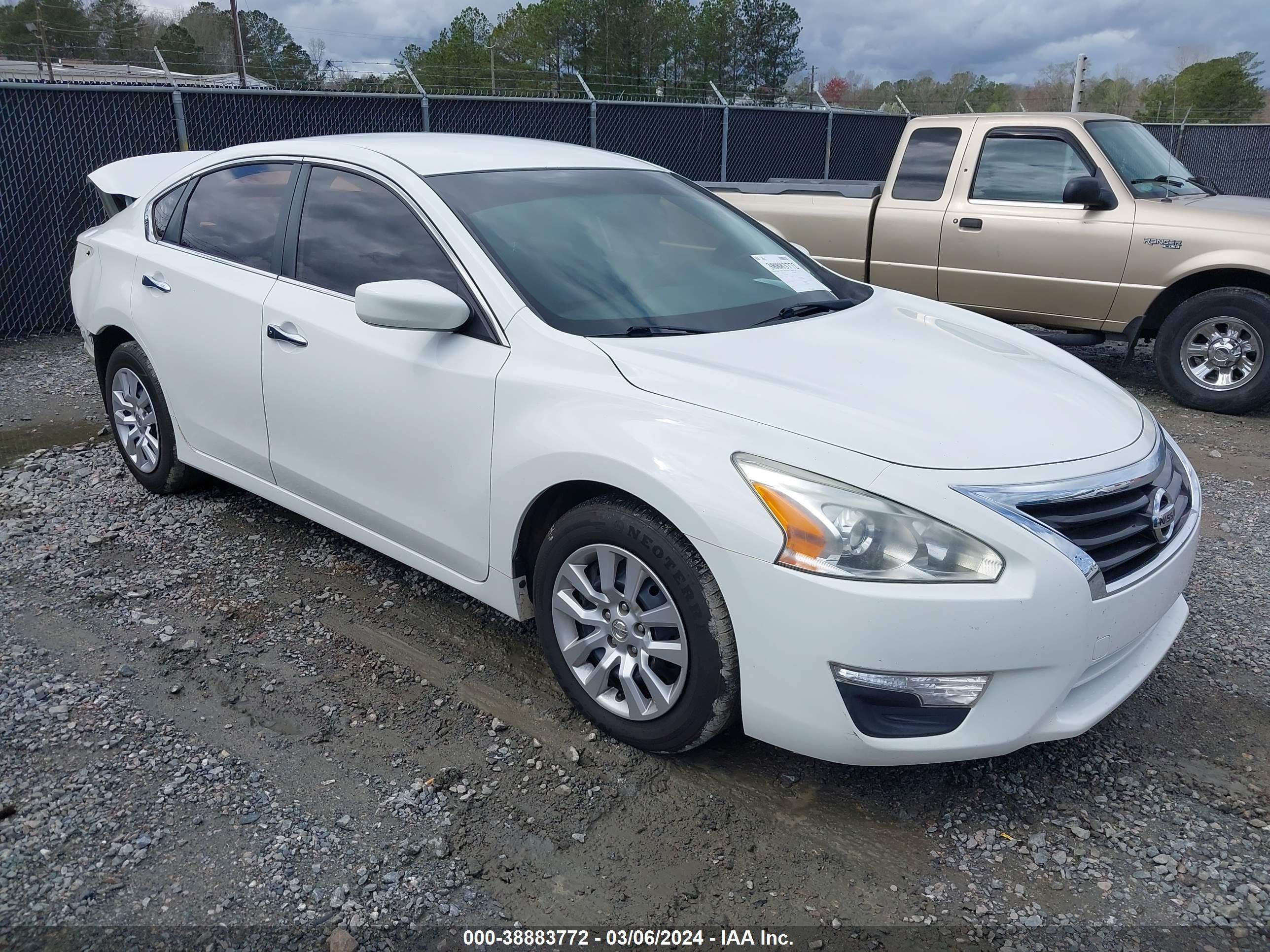 NISSAN ALTIMA 2015 1n4al3ap5fn404583