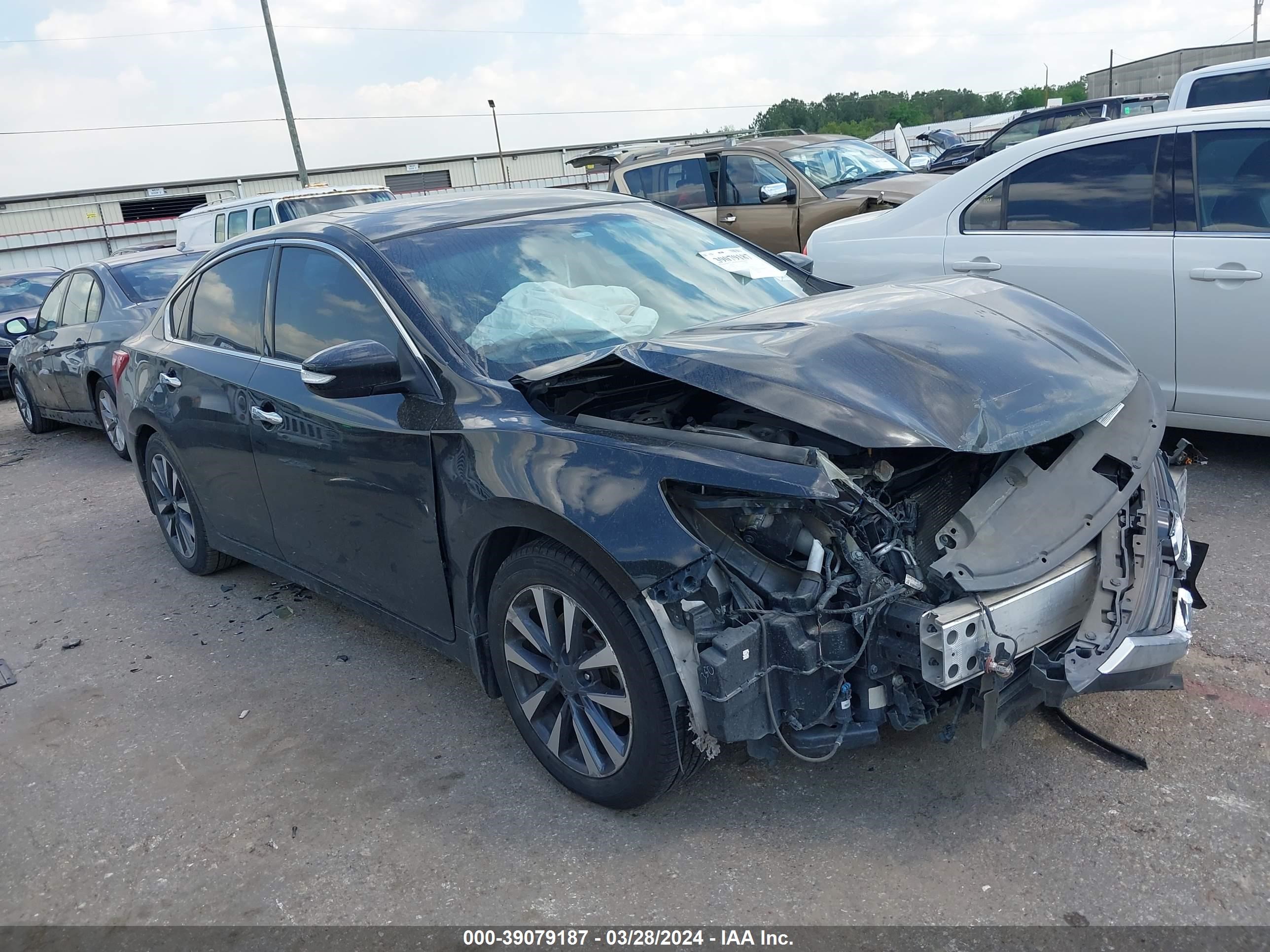 NISSAN ALTIMA 2017 1n4al3ap8hc131041