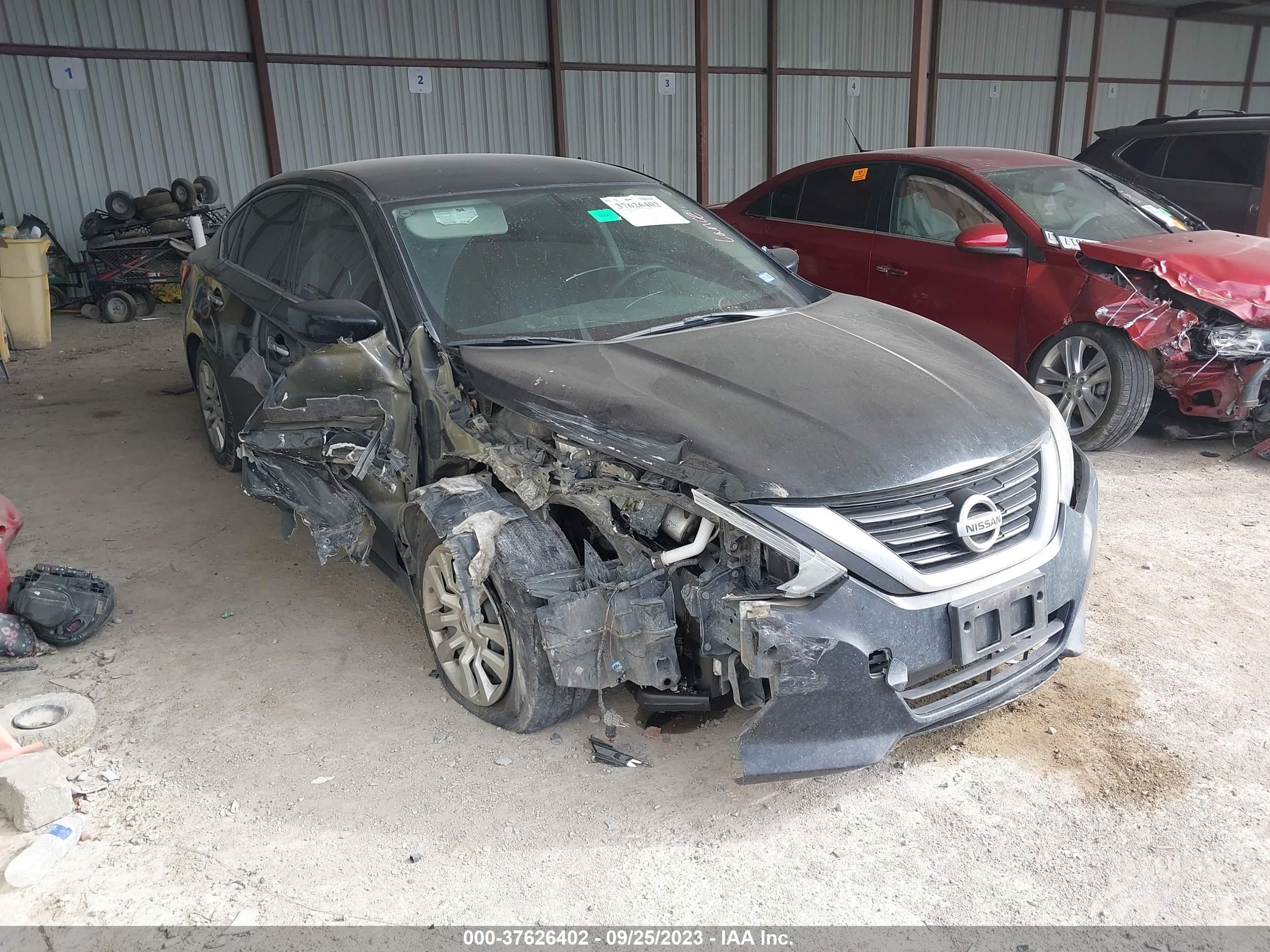 NISSAN ALTIMA 2017 1n4al3ap8hc193572