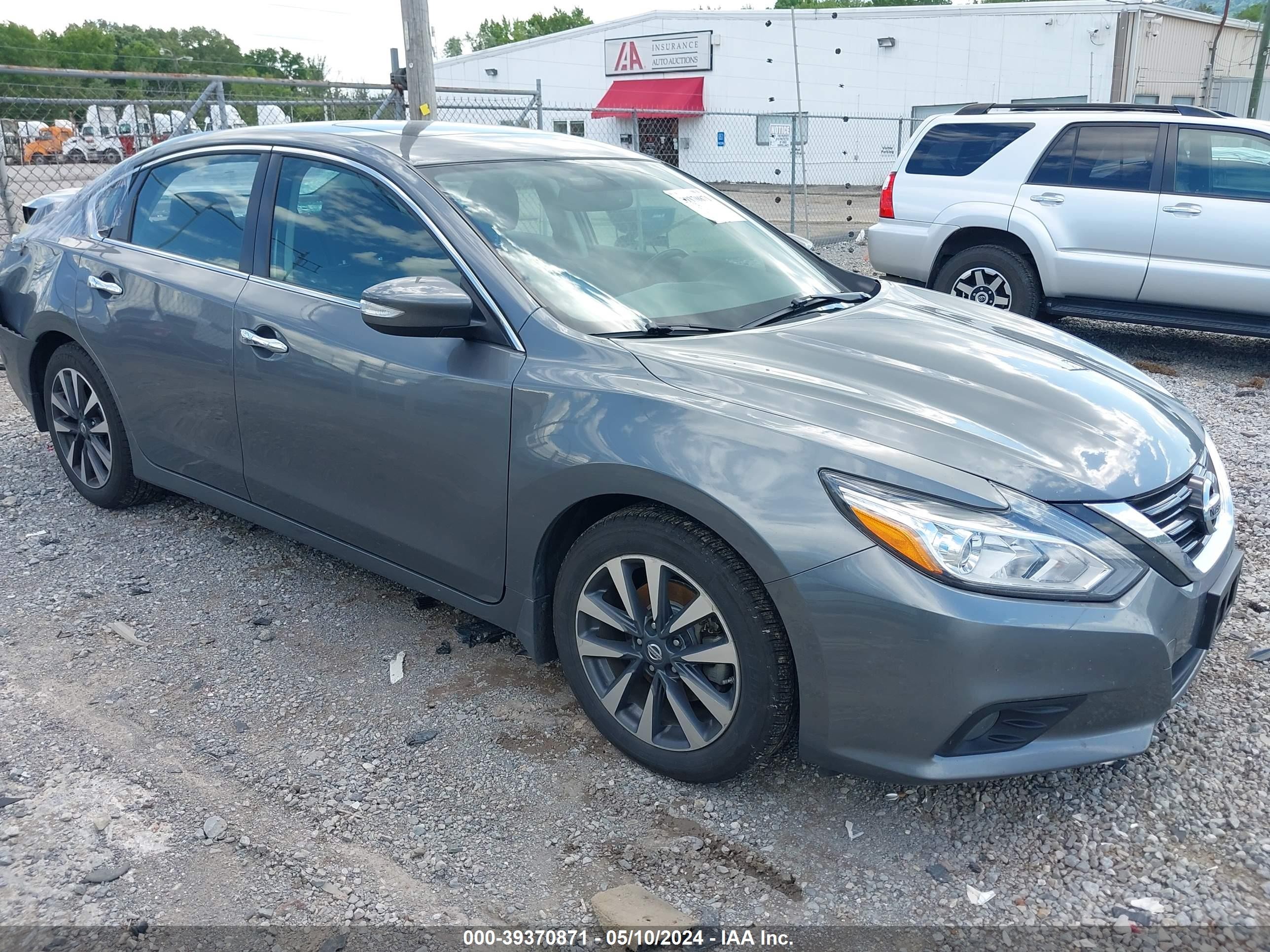 NISSAN ALTIMA 2017 1n4al3ap8hc195516