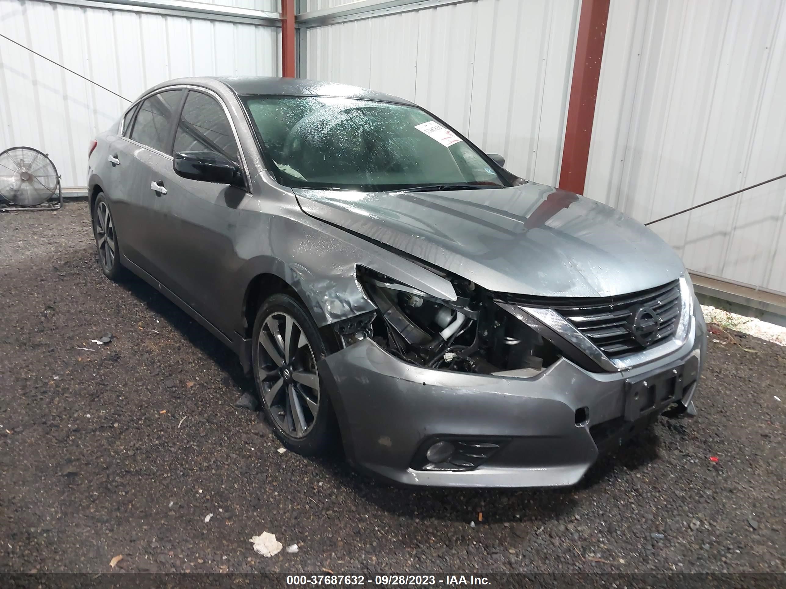 NISSAN ALTIMA 2017 1n4al3ap8hc235755