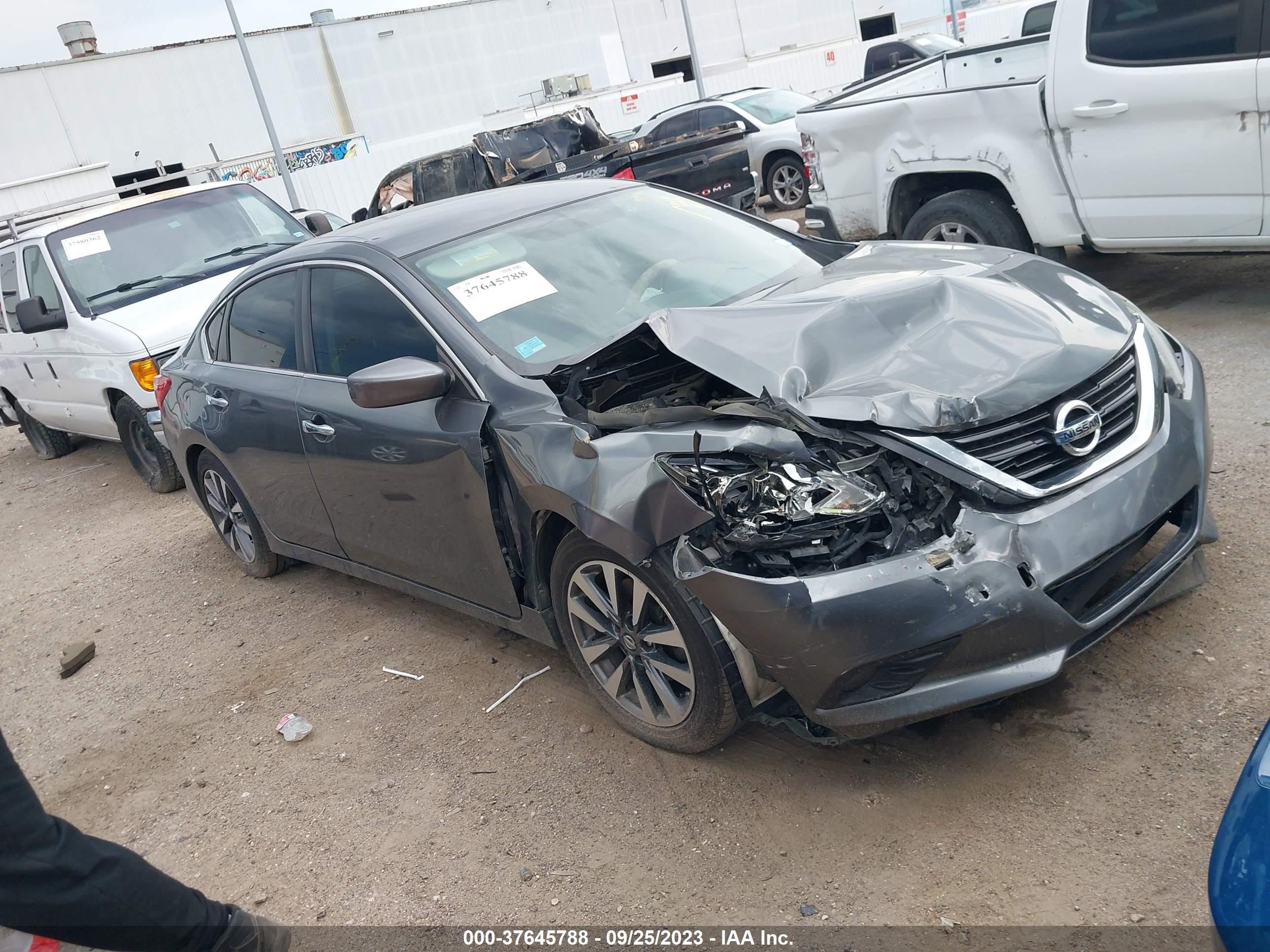 NISSAN ALTIMA 2017 1n4al3ap8hc248988