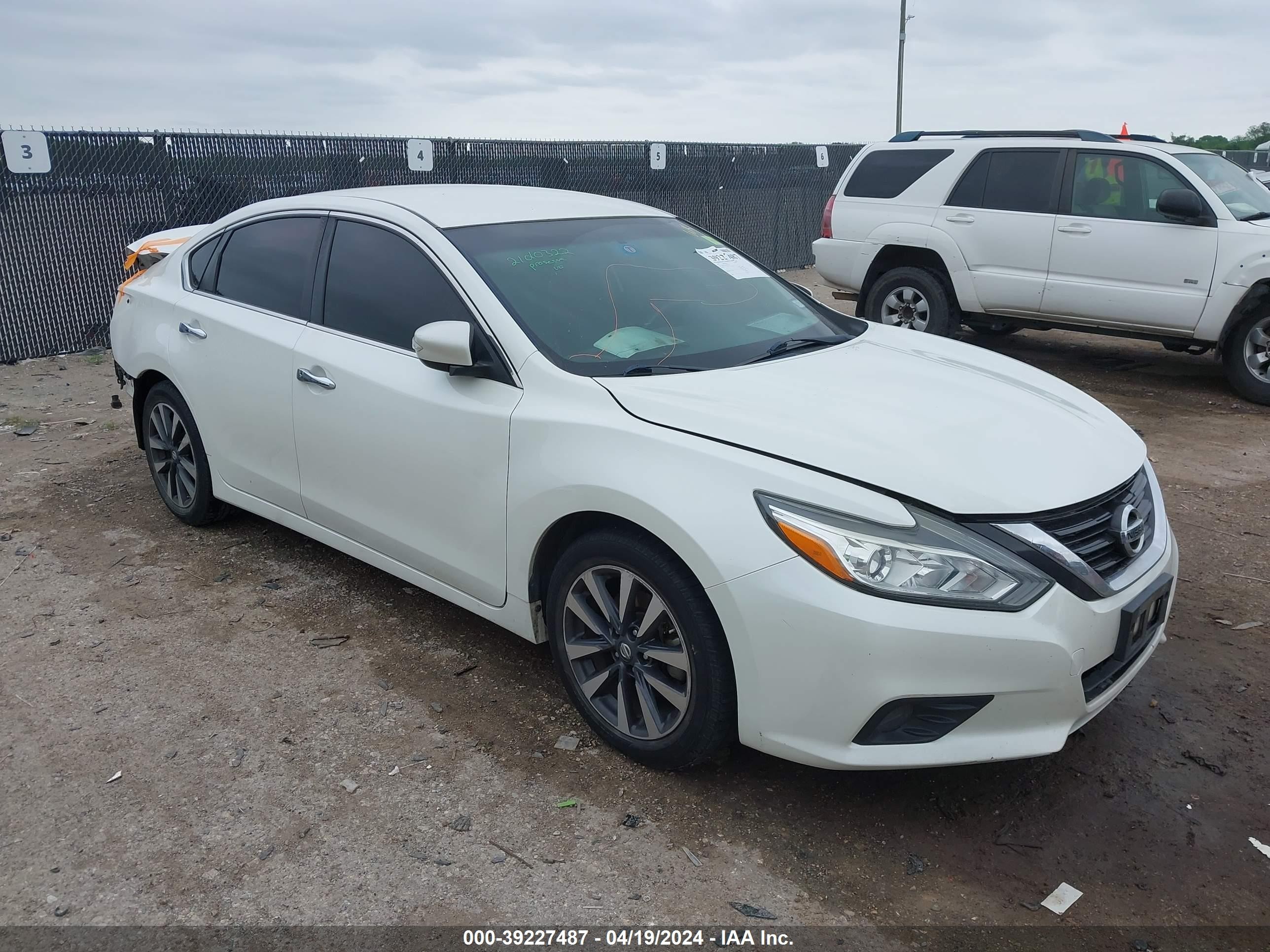 NISSAN ALTIMA 2017 1n4al3ap9hc227731