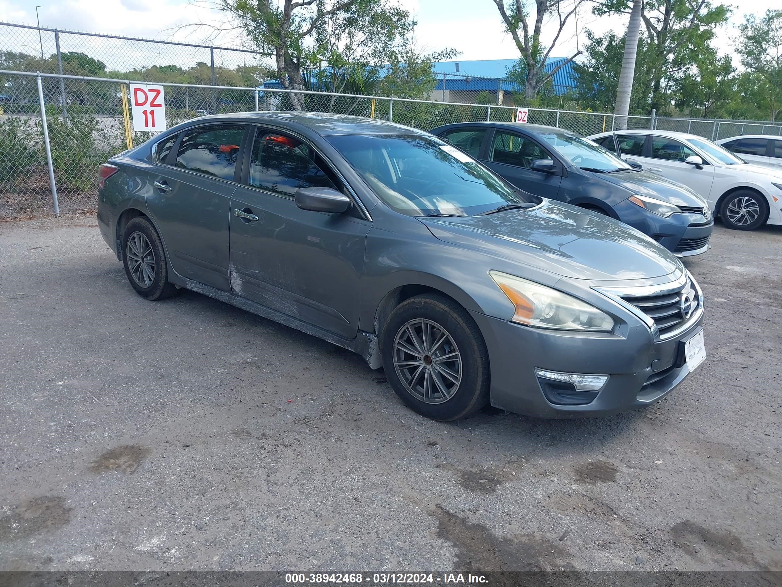 NISSAN ALTIMA 2015 1n4al3apxfc285330