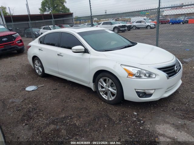 NISSAN ALTIMA 2015 1n4al3apxfn357325