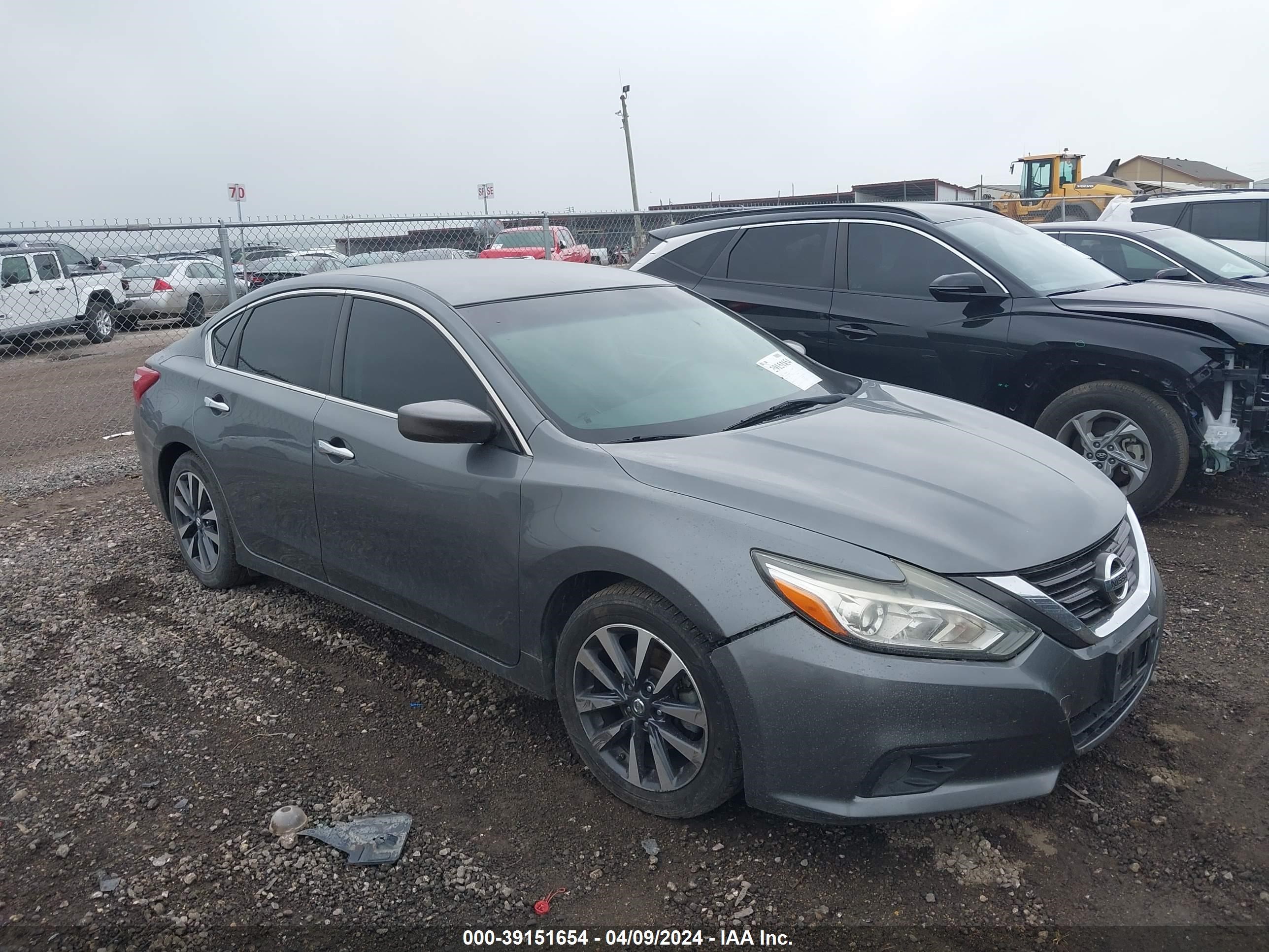 NISSAN ALTIMA 2017 1n4al3apxhc180483