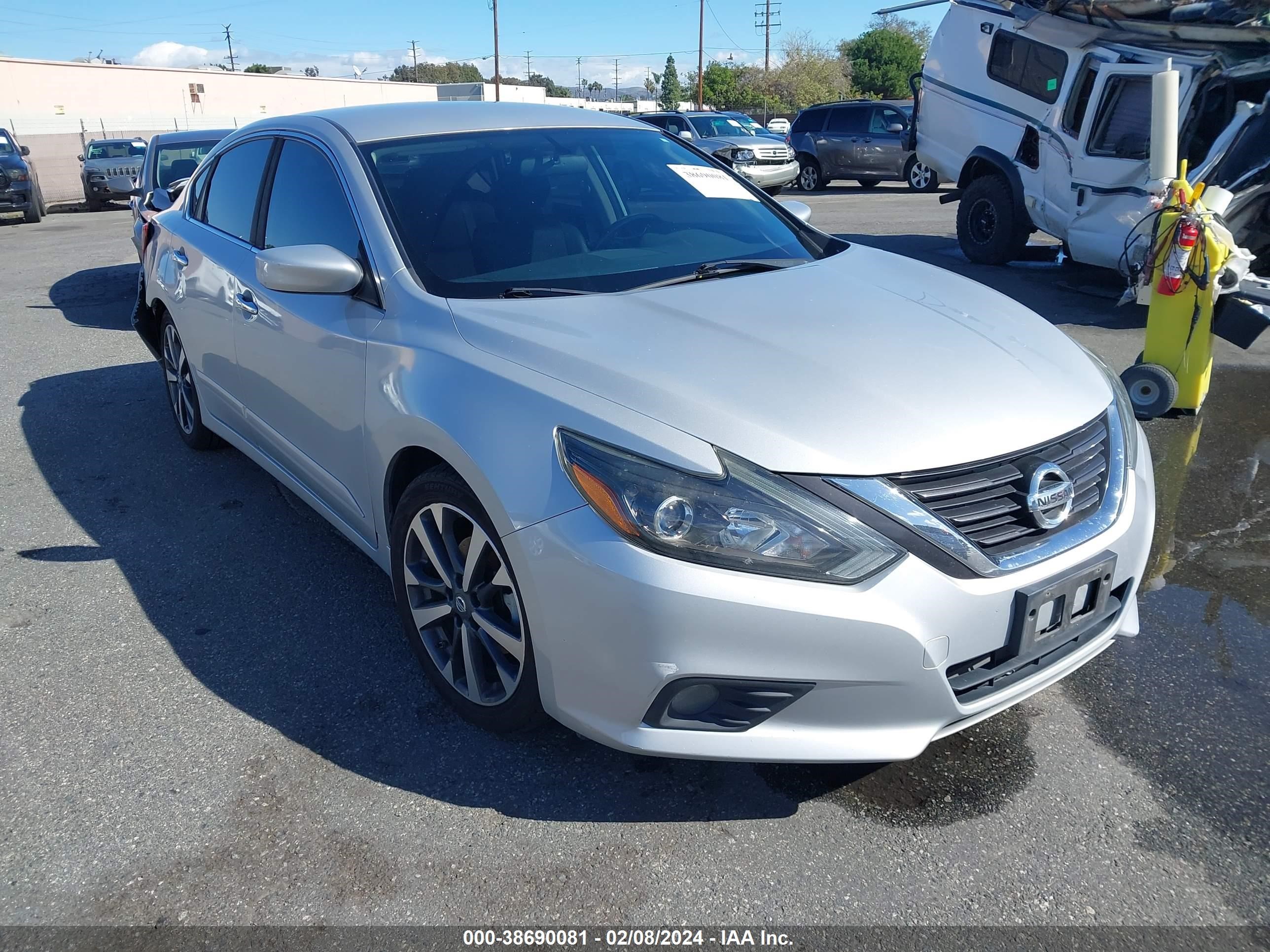 NISSAN ALTIMA 2017 1n4al3apxhn303199