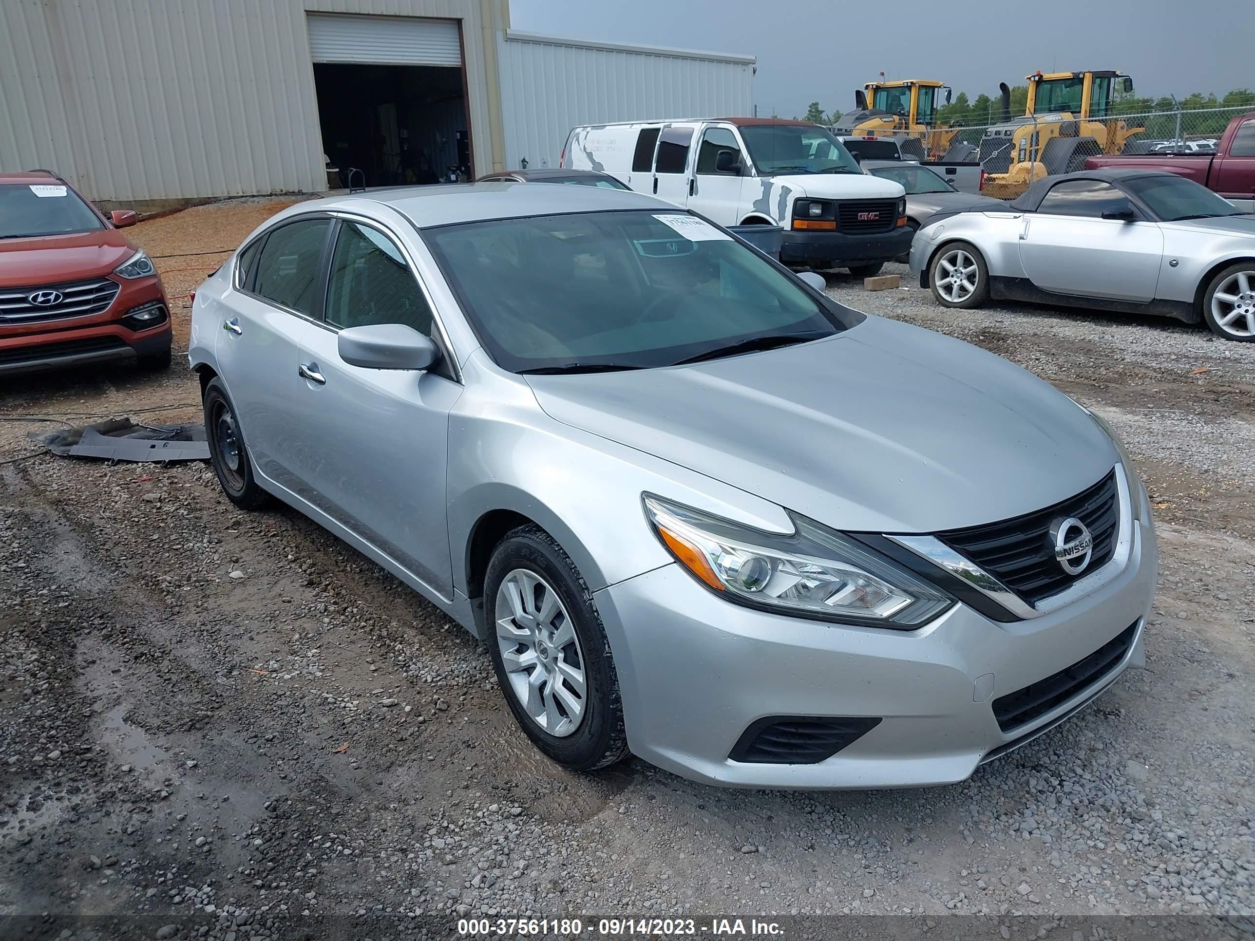 NISSAN ALTIMA 2017 1n4al3apxhn331066