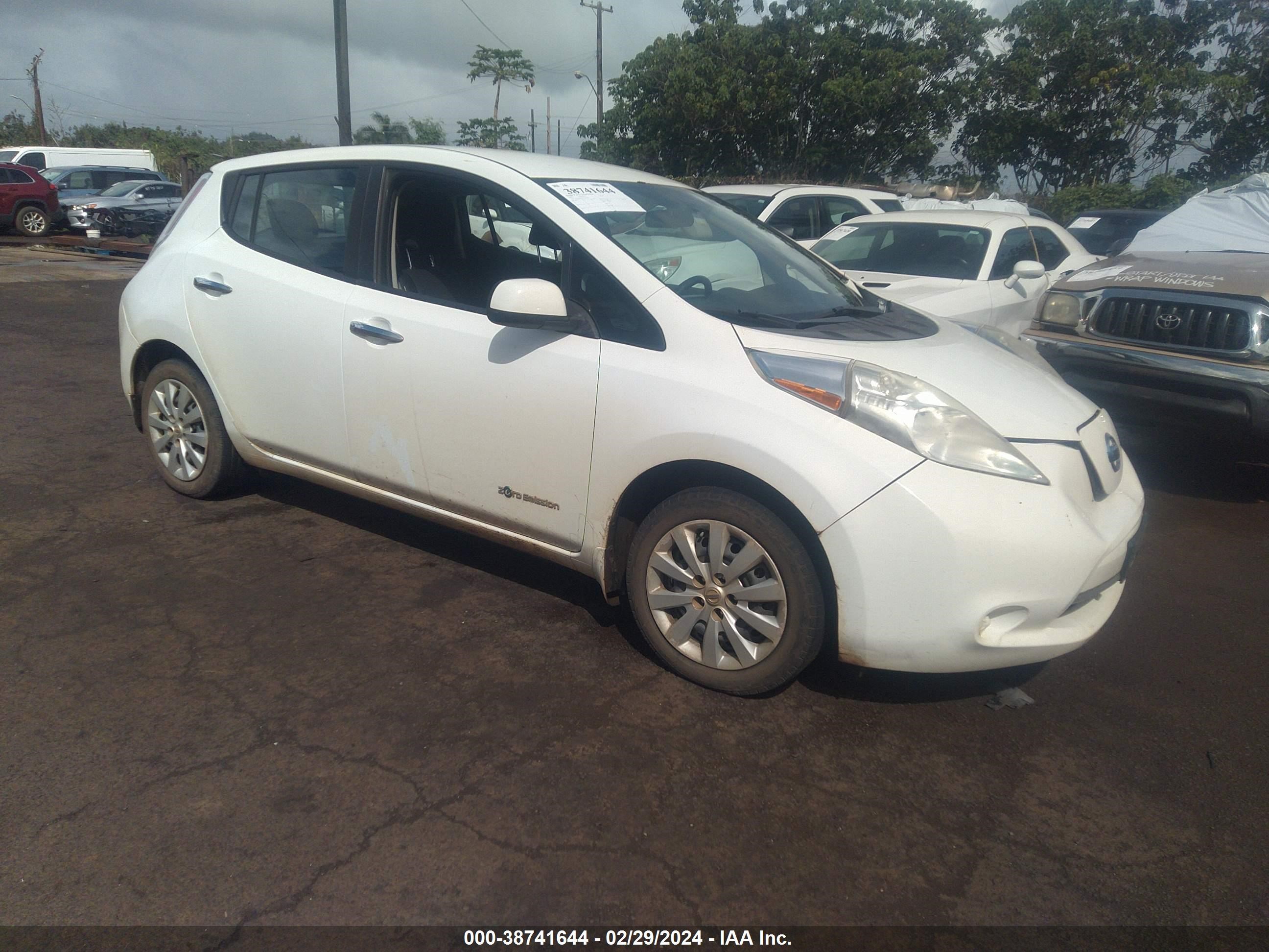 NISSAN LEAF 2015 1n4az0cp4fc321099