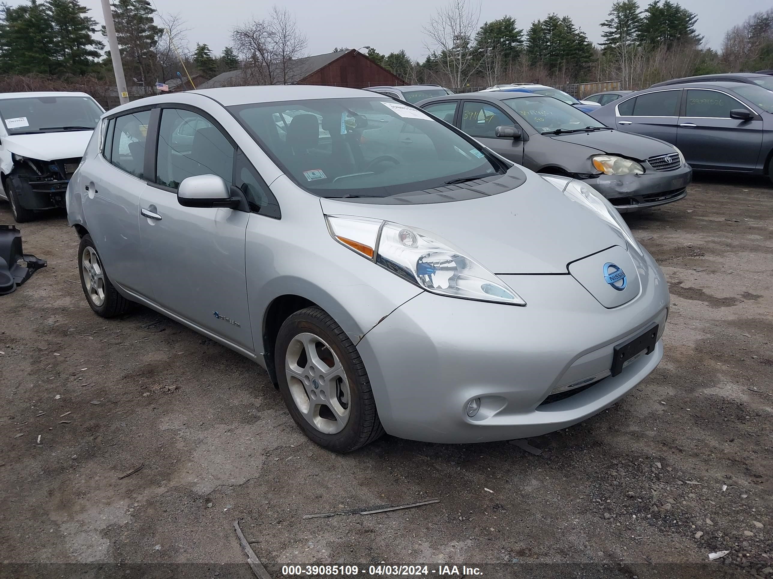 NISSAN LEAF 2013 1n4az0cp5dc425467