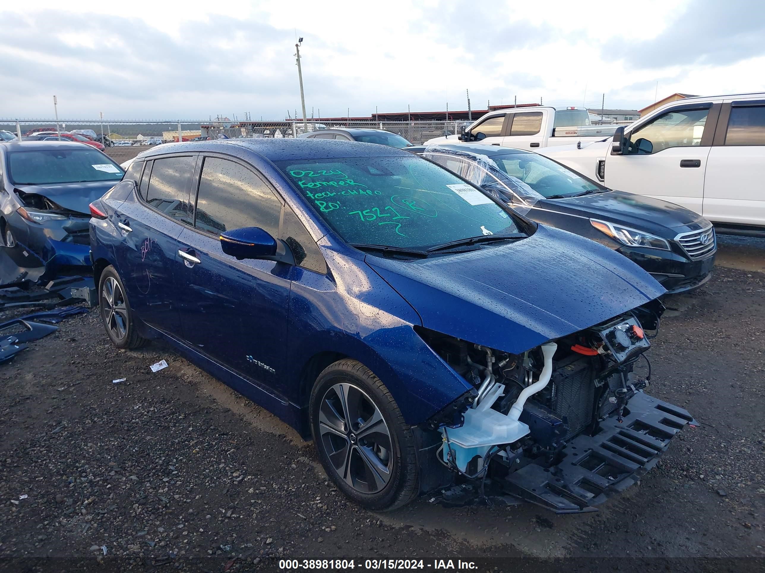 NISSAN LEAF 2018 1n4az1cp2jc311962