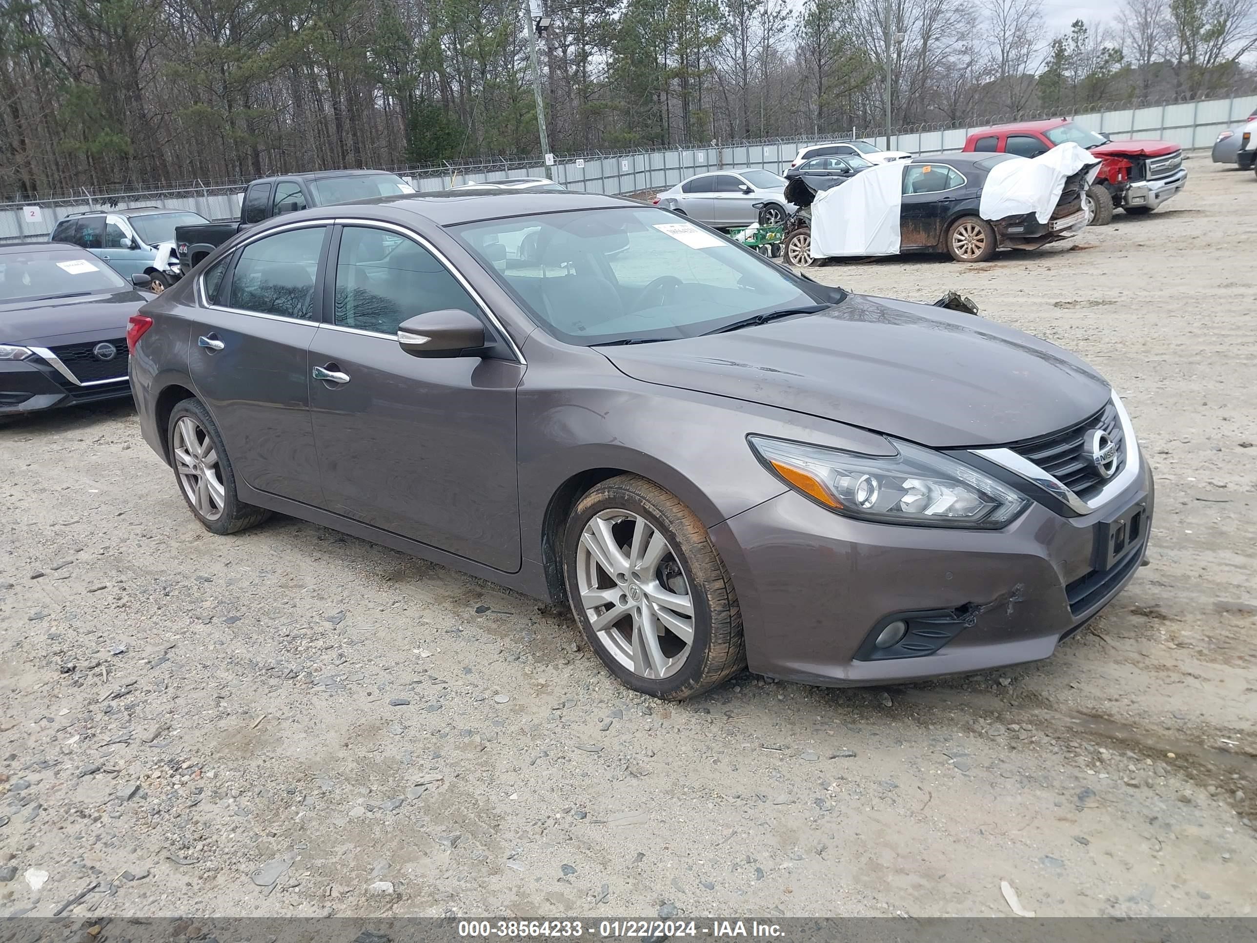 NISSAN ALTIMA 2017 1n4bl3ap3hc123479