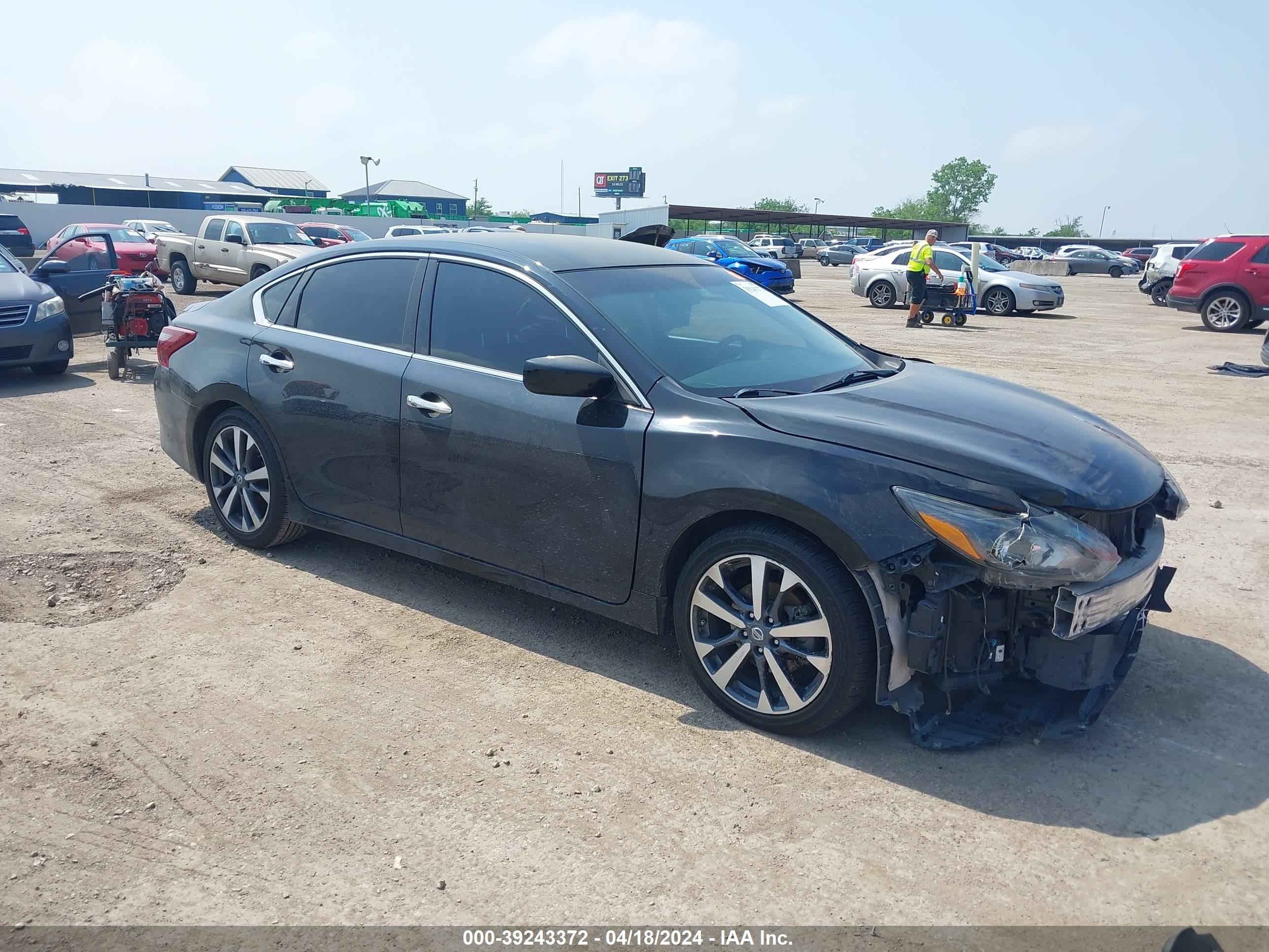 NISSAN ALTIMA 2017 1n4bl3ap7hc130113