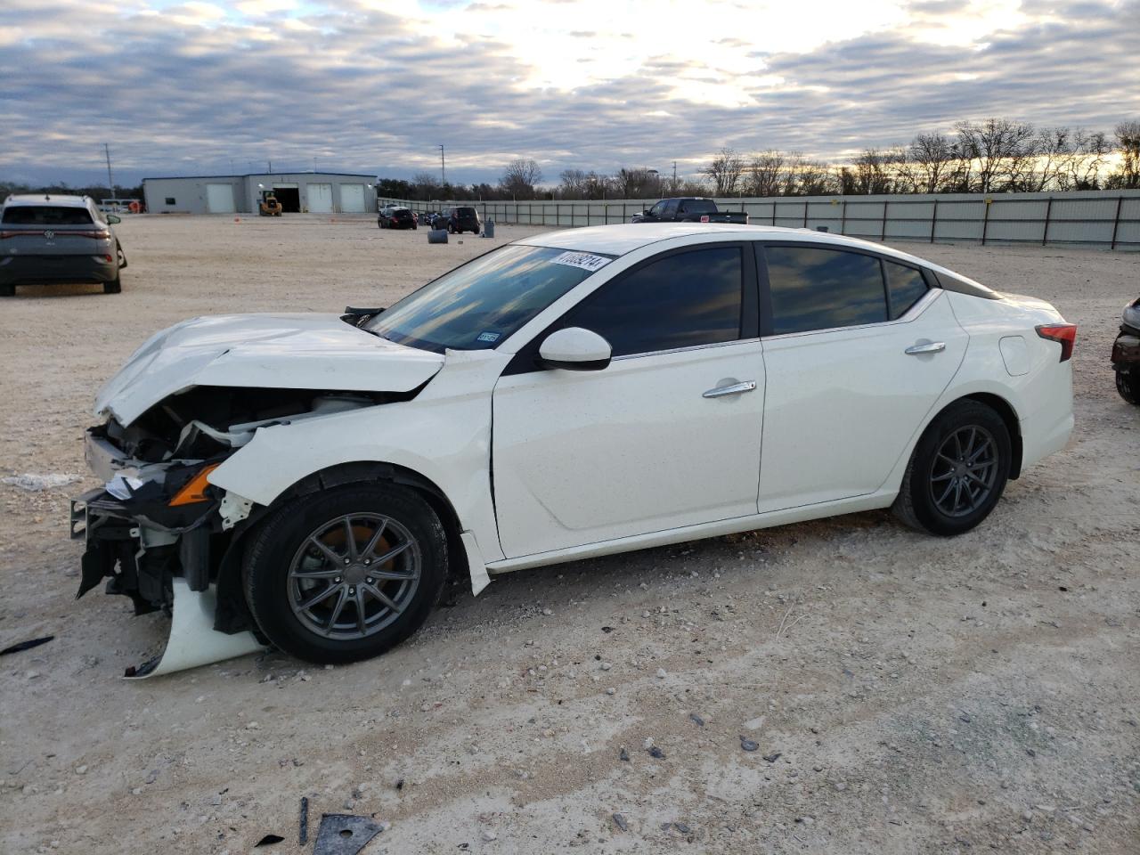 NISSAN ALTIMA 2019 1n4bl4bv8kc137193